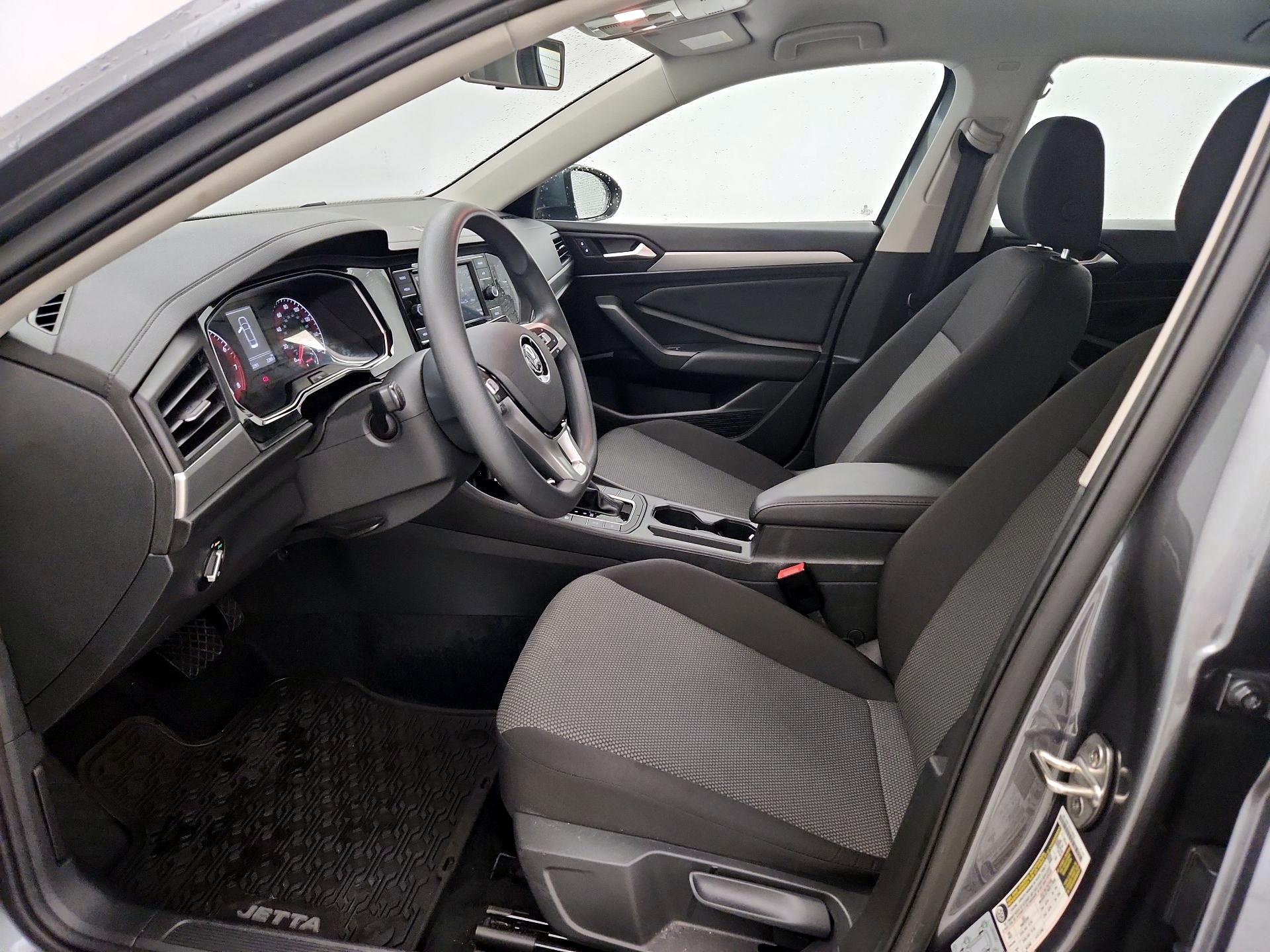 Thumbnail: 2021 Volkswagen Jetta - 11