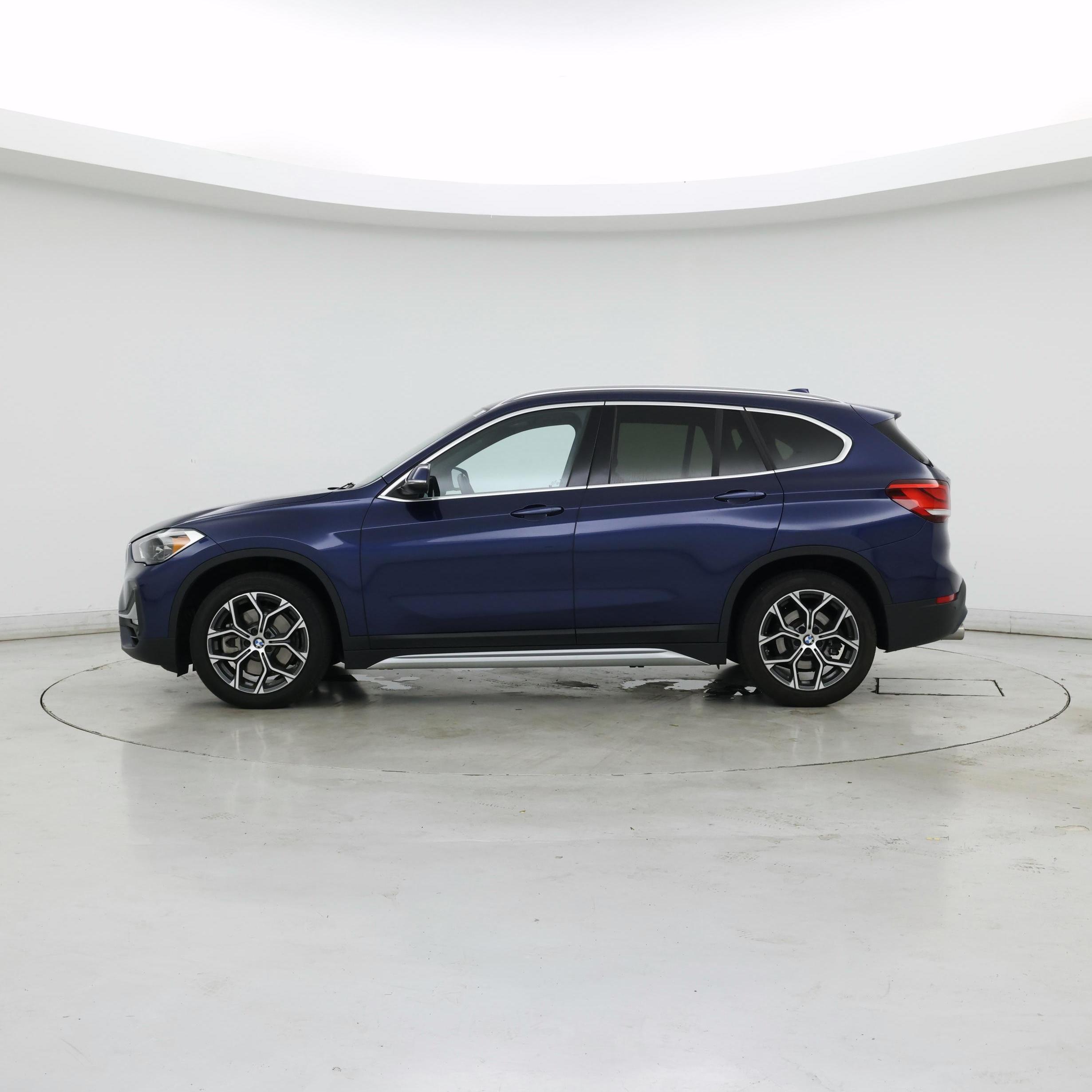 Thumbnail: 2020 BMW X1 - 3