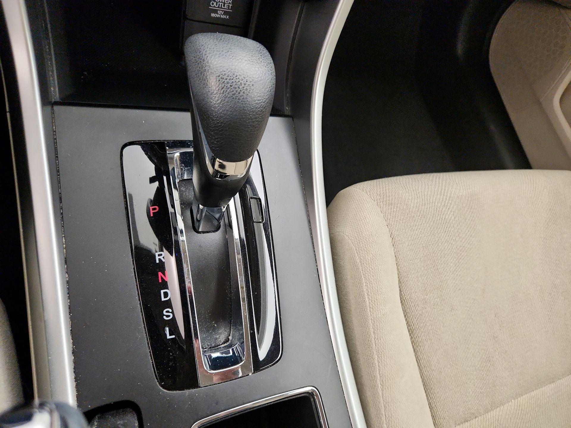 Thumbnail: 2013 Honda Accord - 17