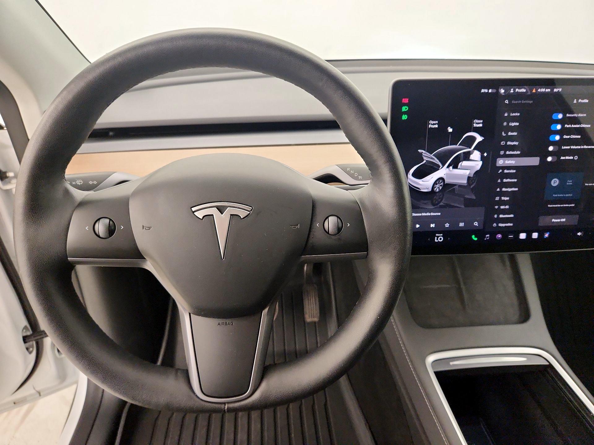Thumbnail: 2023 Tesla Model Y - 10
