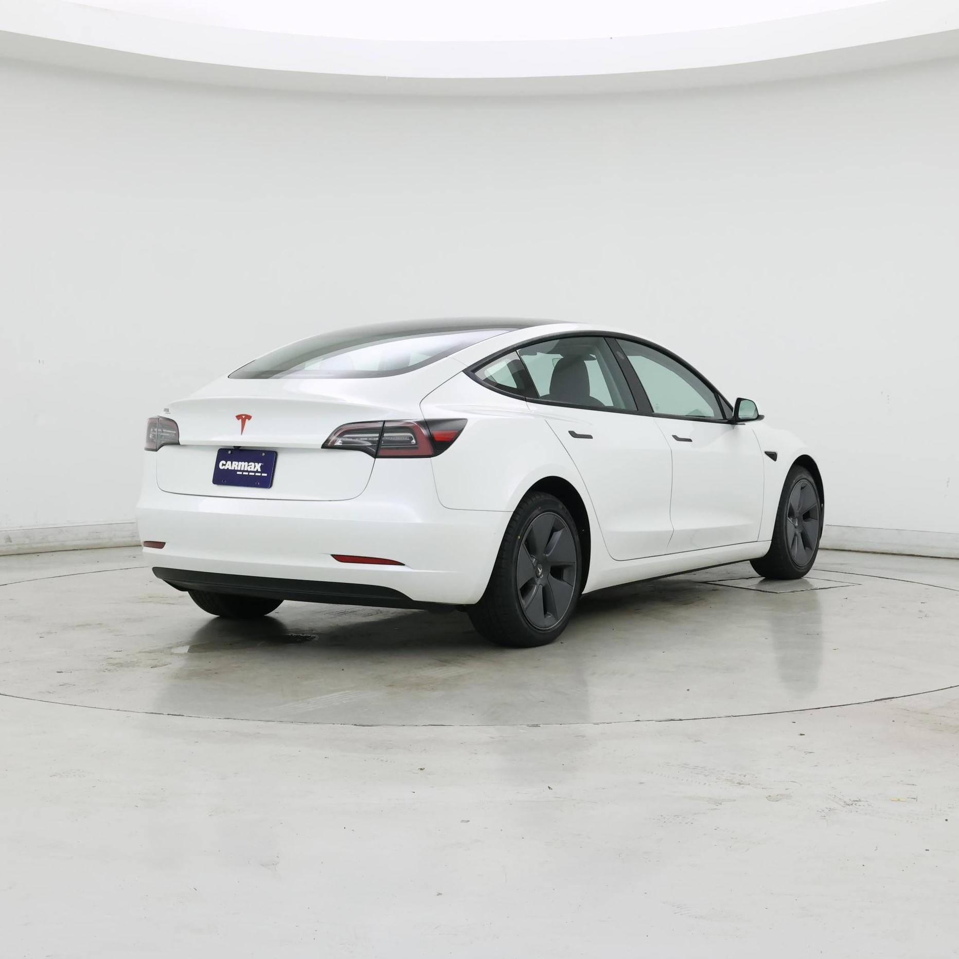 Thumbnail: 2023 Tesla Model 3 - 8