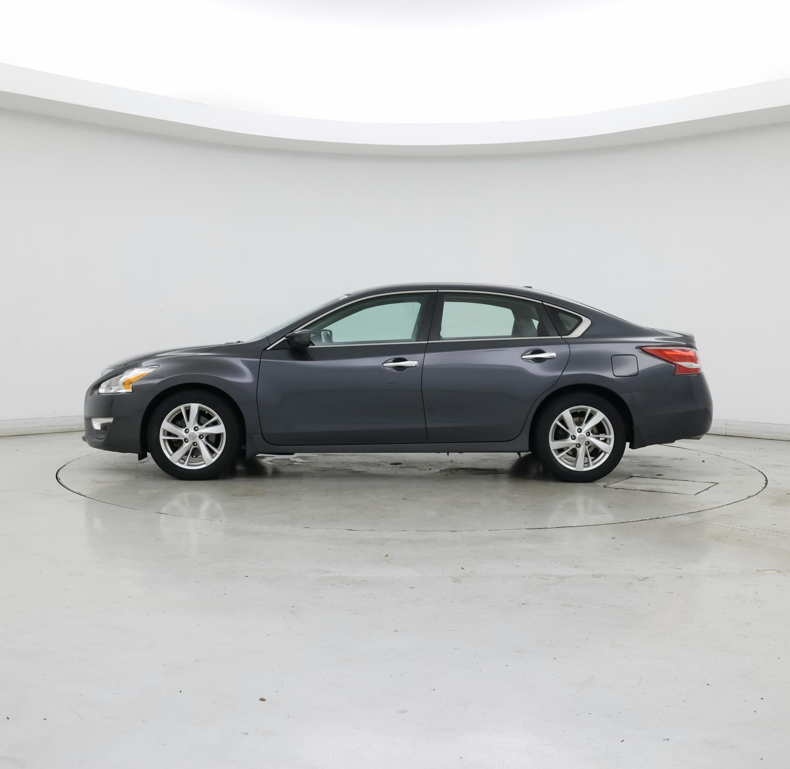 Thumbnail: 2013 Nissan Altima - 3