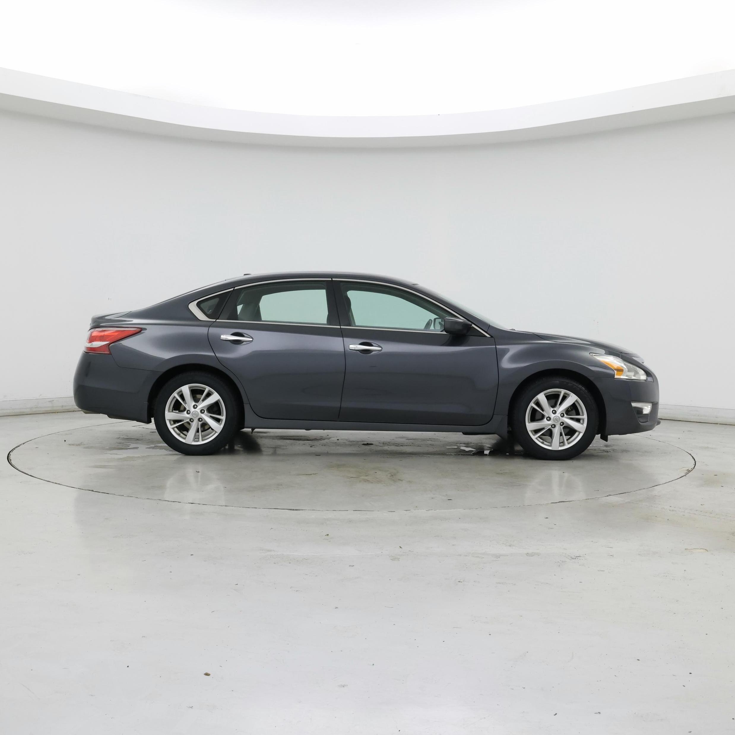 Thumbnail: 2013 Nissan Altima - 7