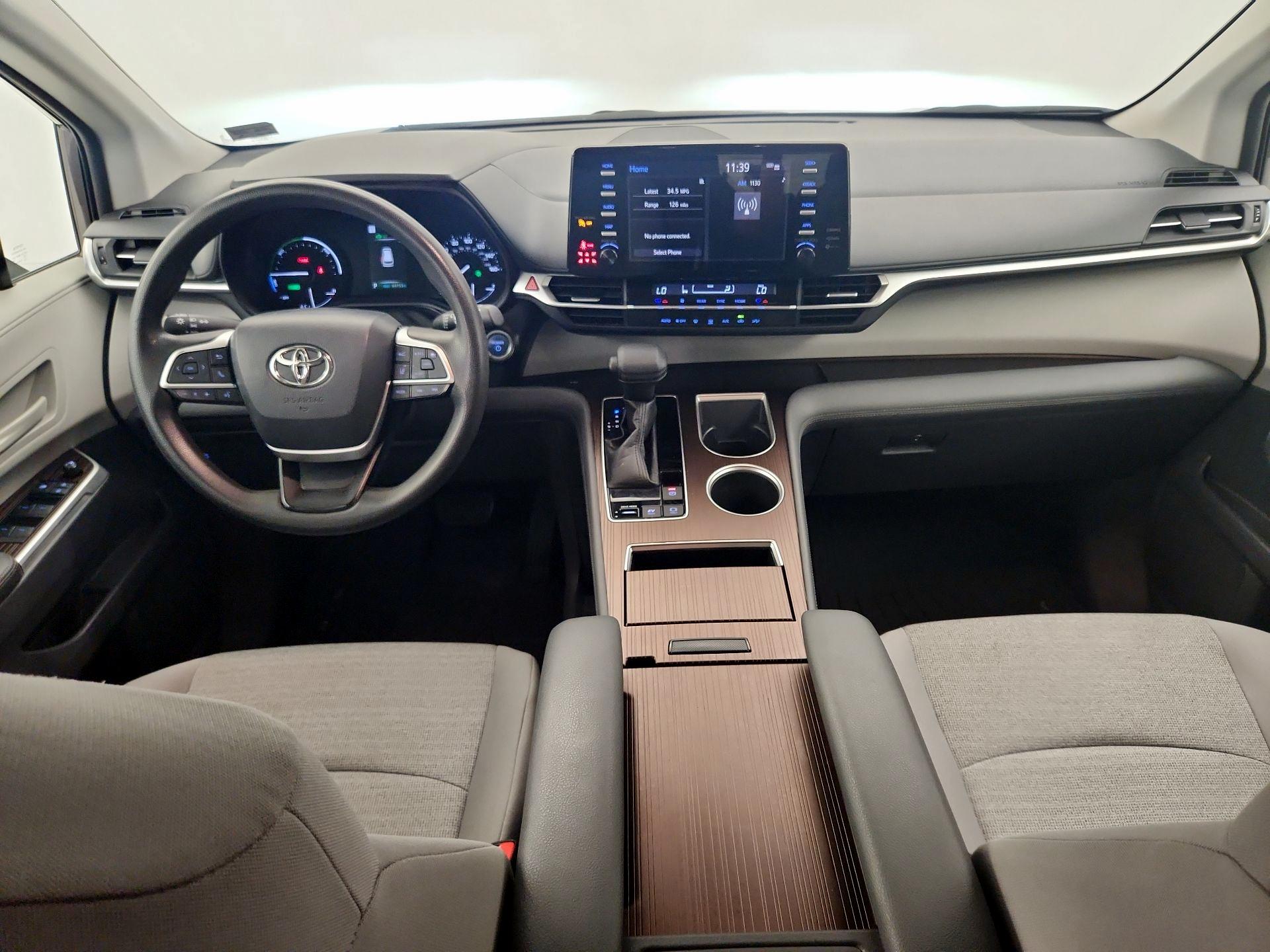 Thumbnail: 2021 Toyota Sienna - 9