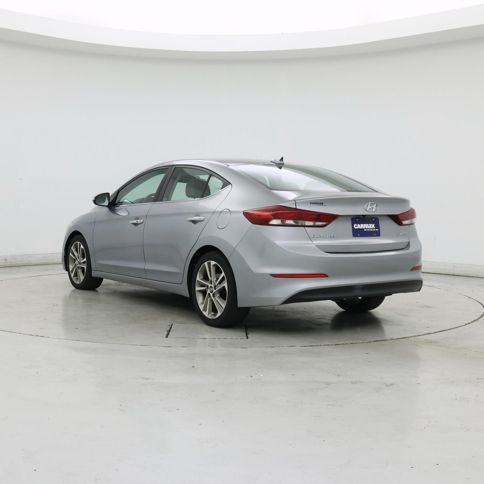 Thumbnail: 2017 Hyundai Elantra - 2