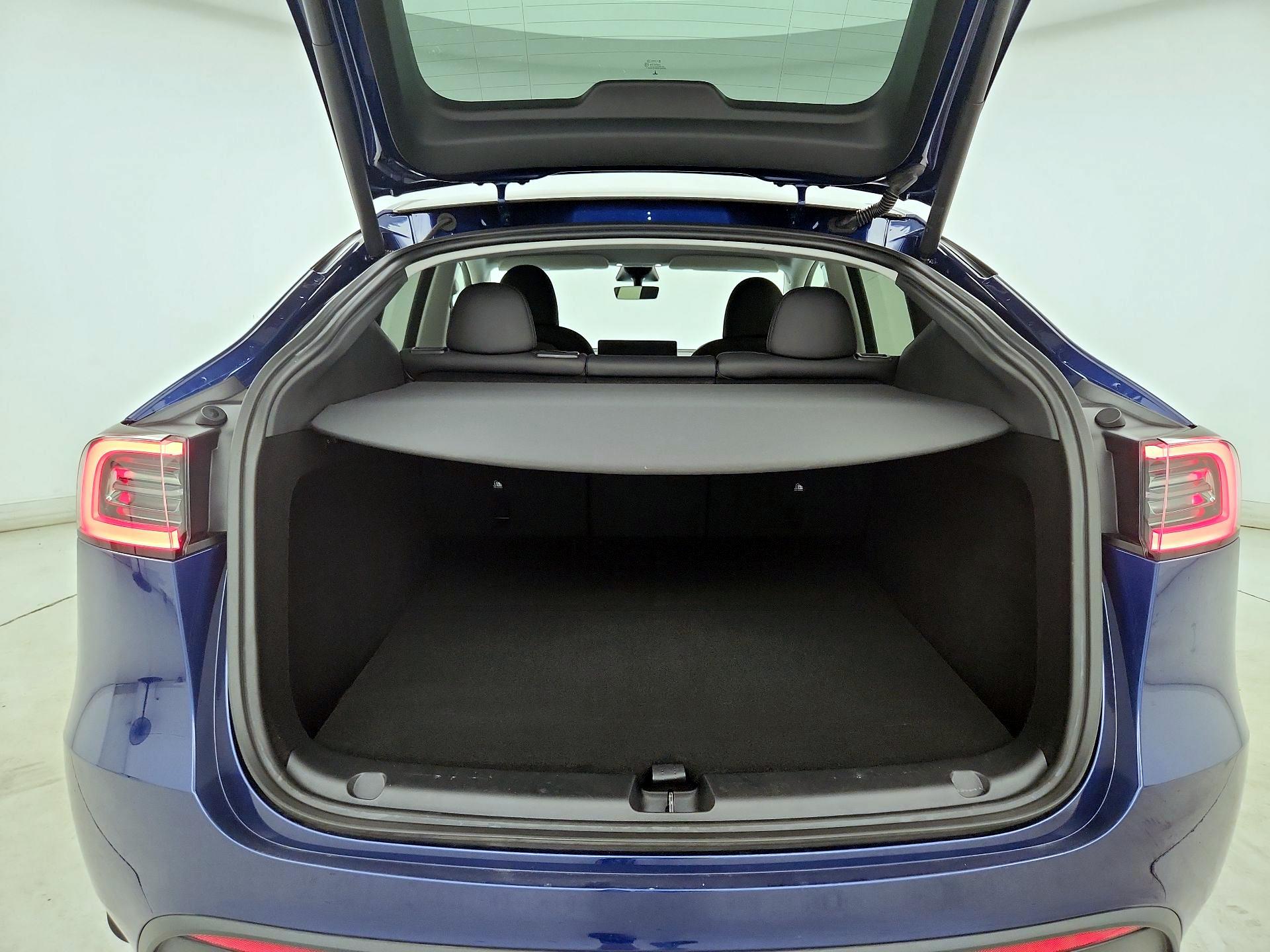 Thumbnail: 2023 Tesla Model Y - 19