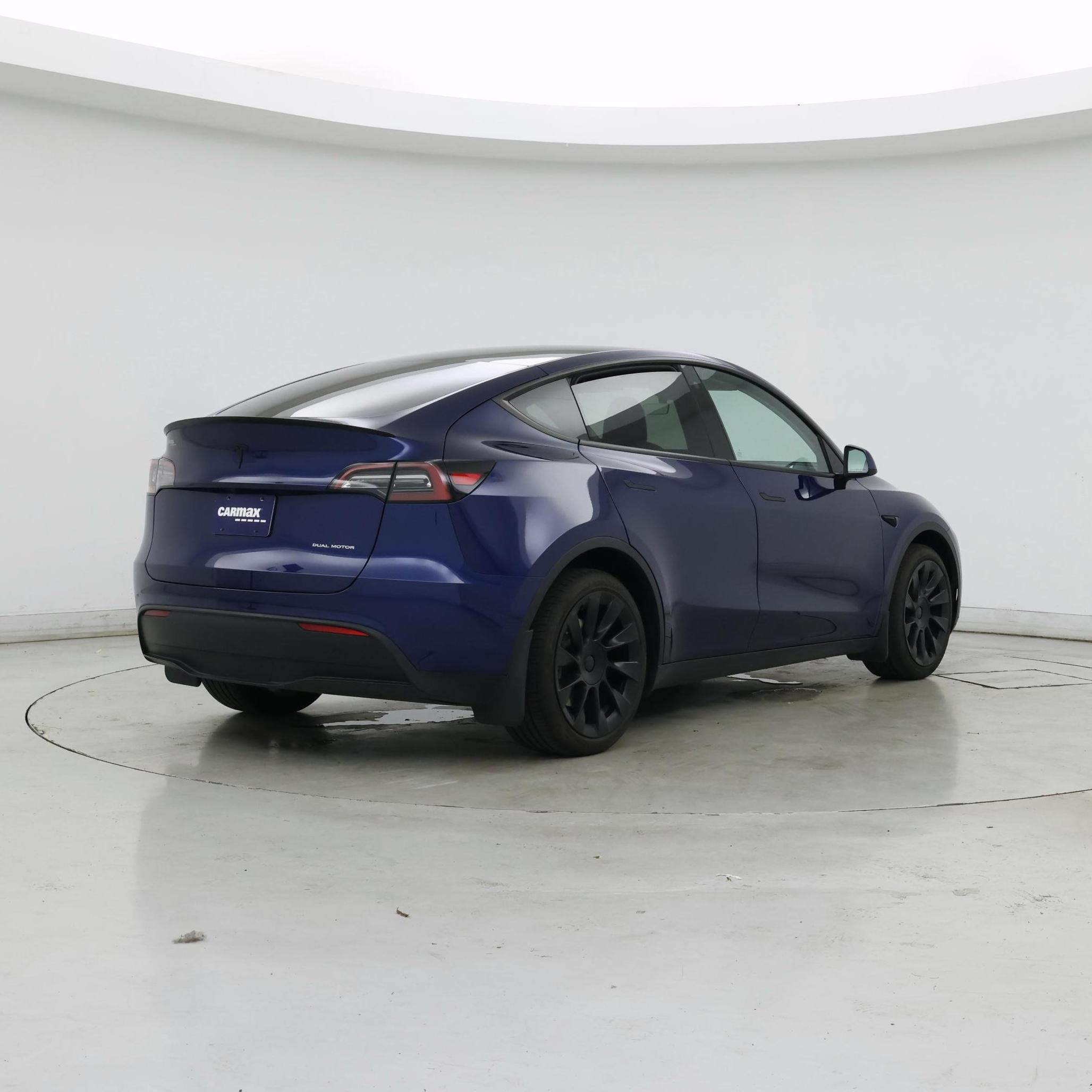 Thumbnail: 2023 Tesla Model Y - 8
