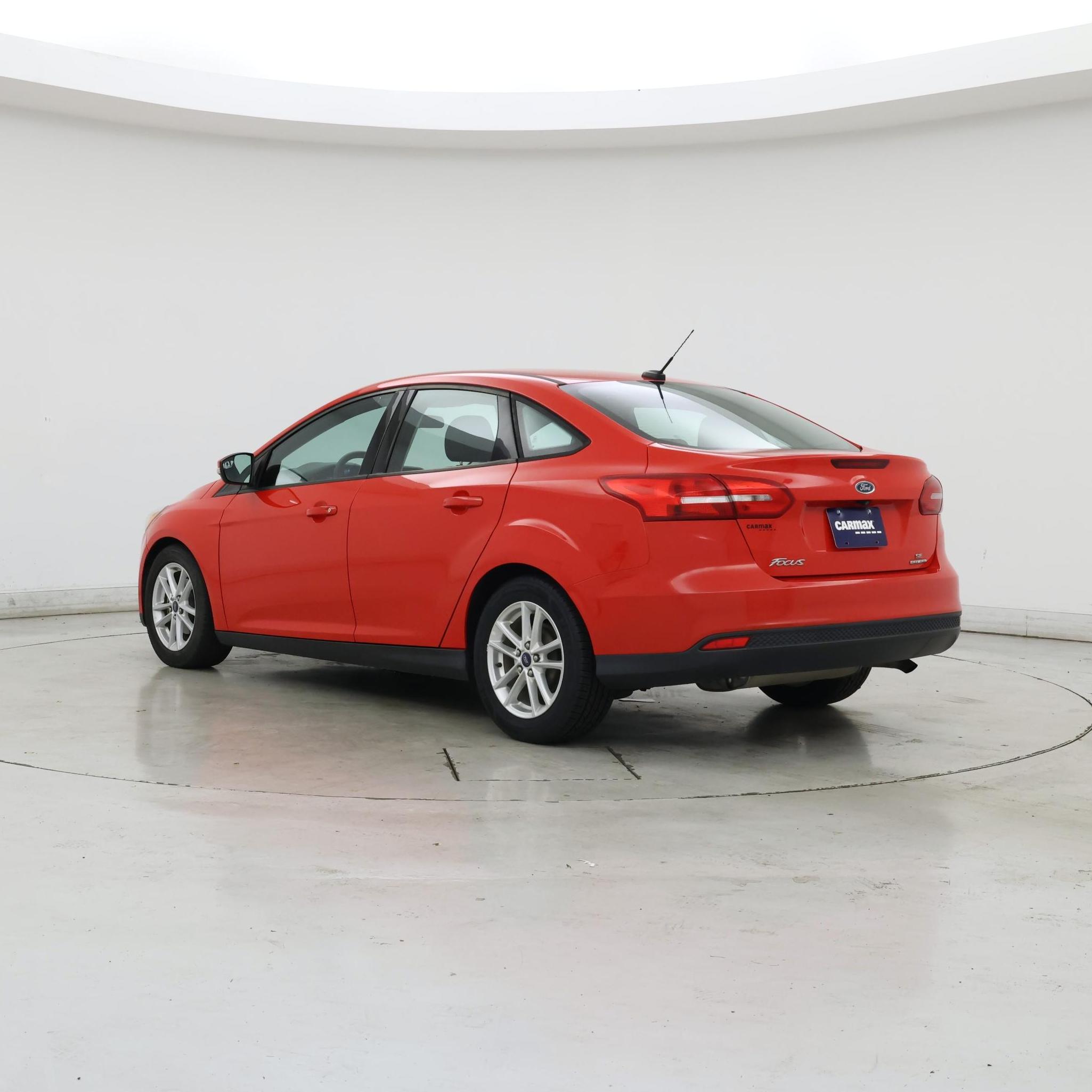 Thumbnail: 2016 Ford Focus - 2