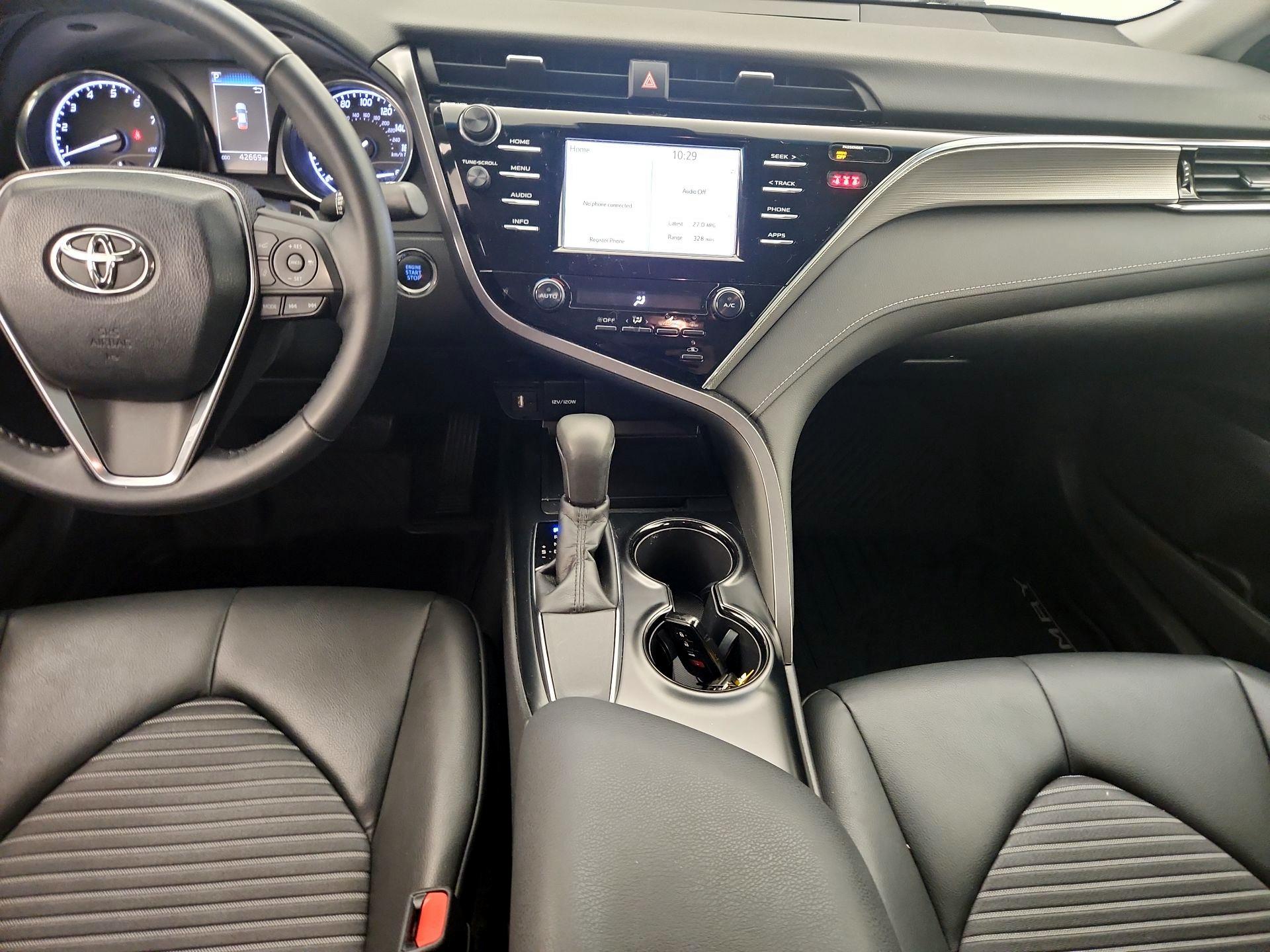 Thumbnail: 2018 Toyota Camry - 9