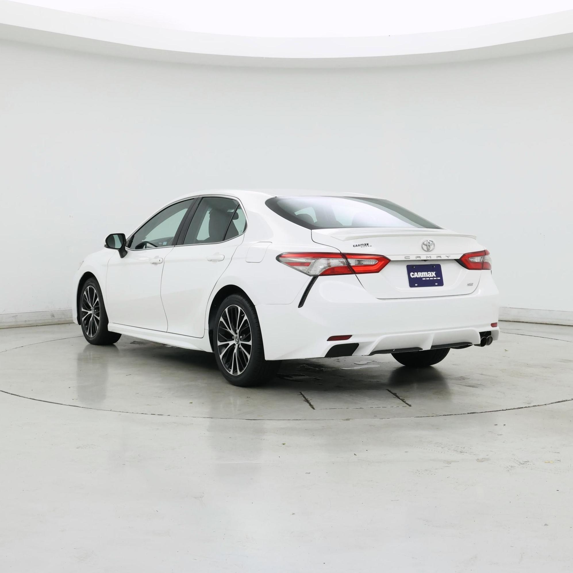 Thumbnail: 2018 Toyota Camry - 2
