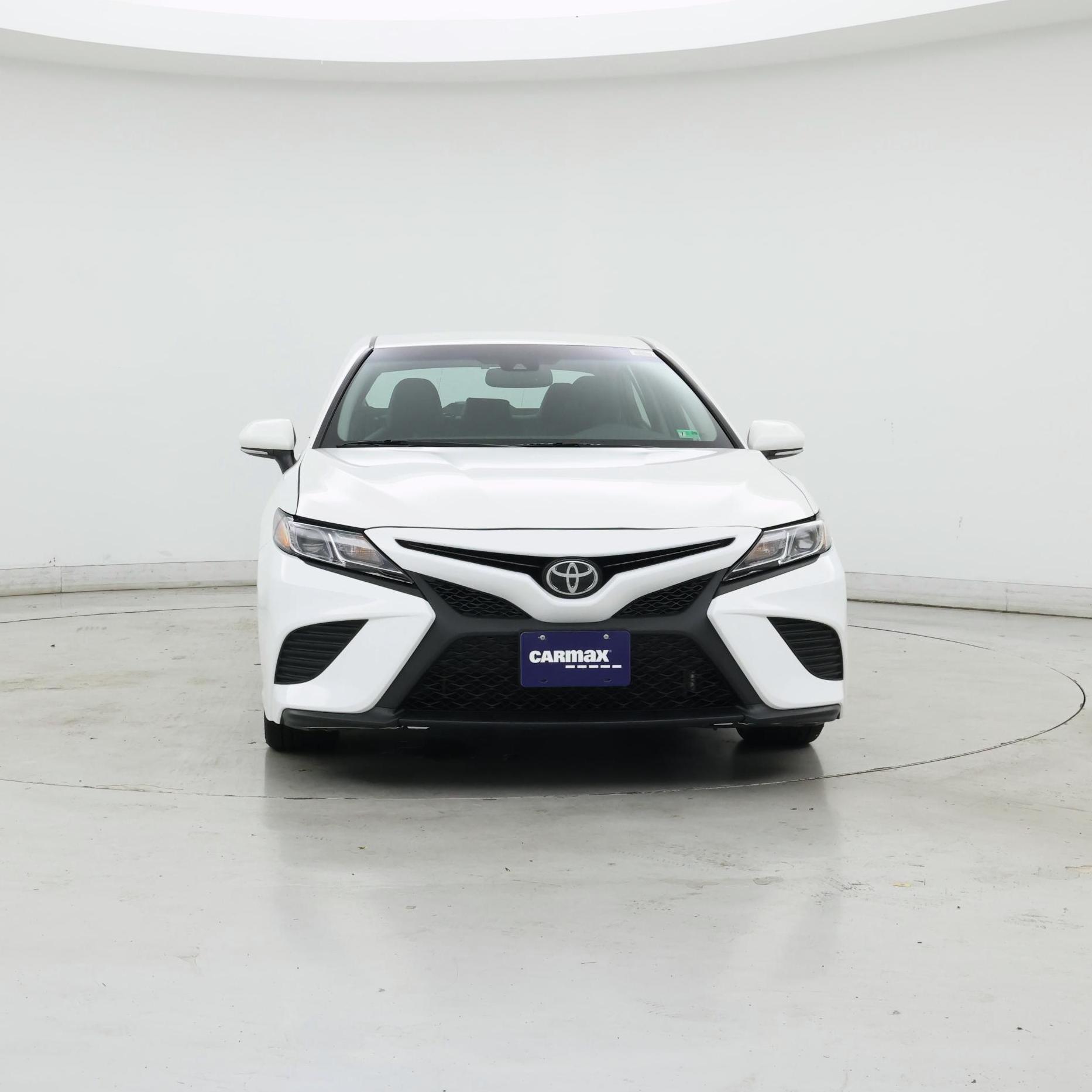 Thumbnail: 2018 Toyota Camry - 5