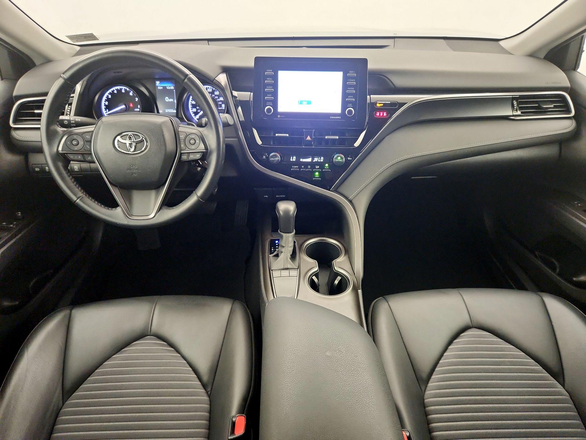 Thumbnail: 2022 Toyota Camry - 9