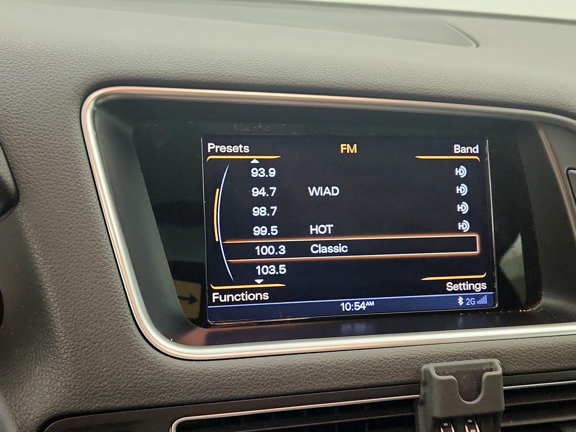 Thumbnail: 2016 Audi Q5 - 16