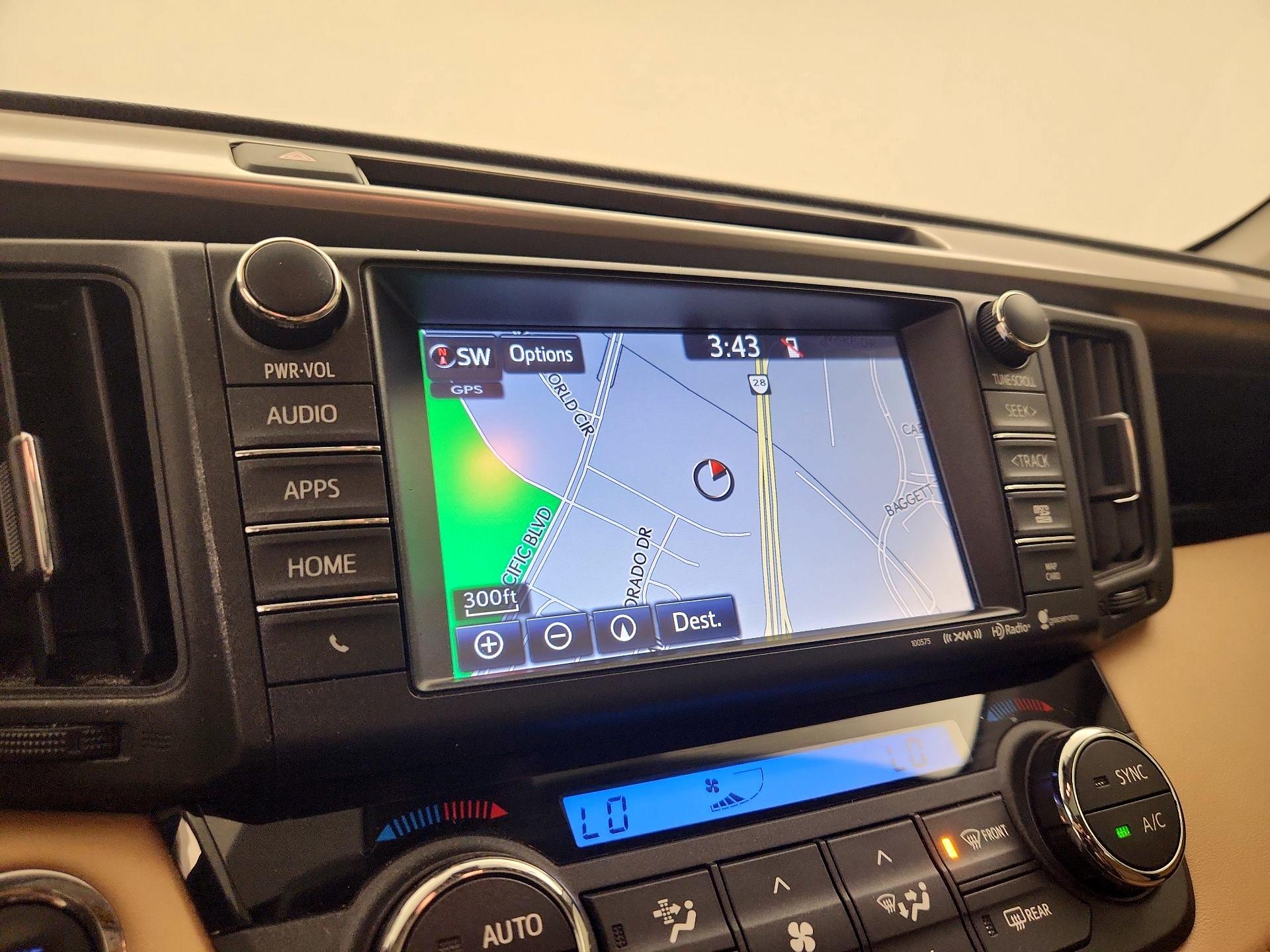 Thumbnail: 2016 Toyota RAV4 - 14