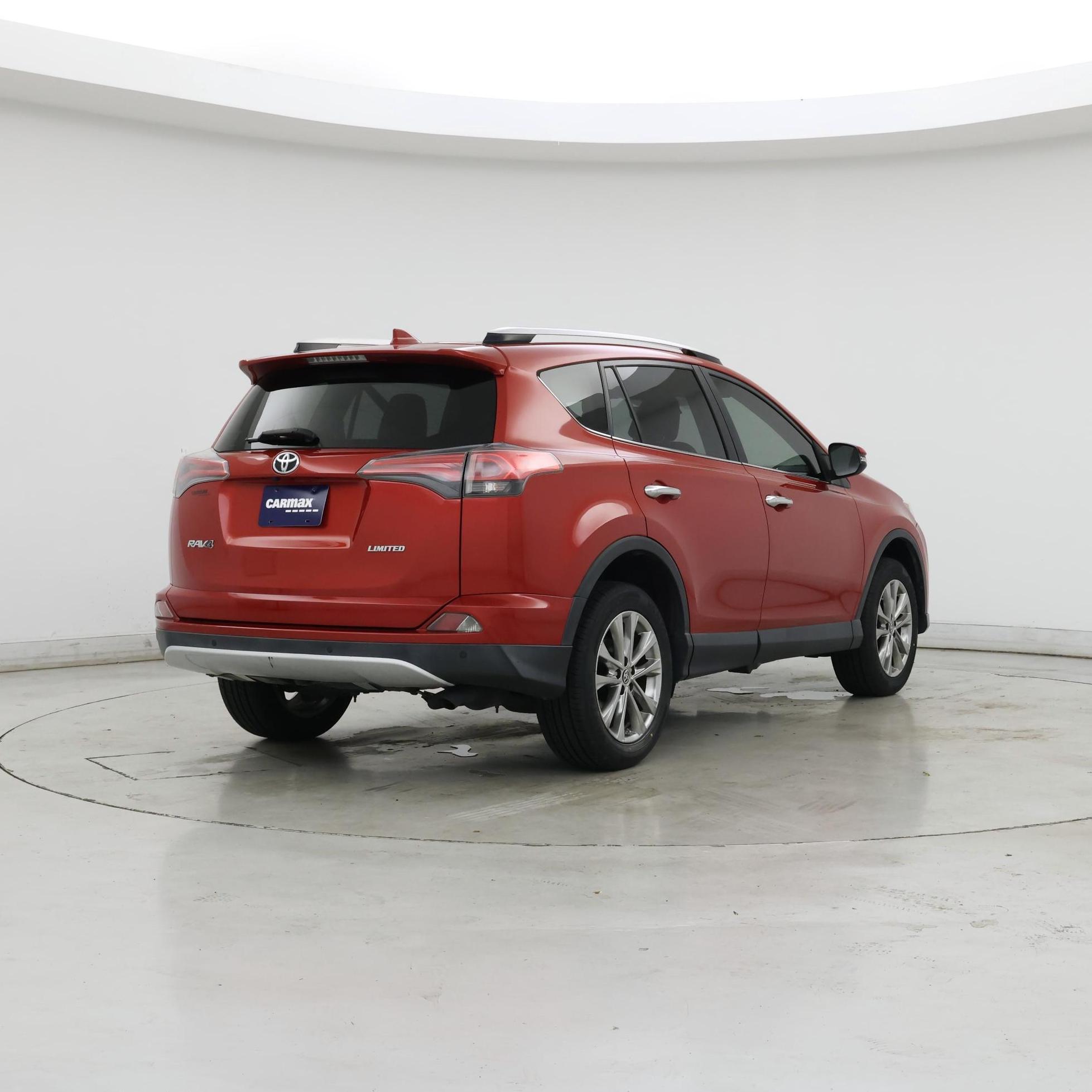 Thumbnail: 2016 Toyota RAV4 - 8