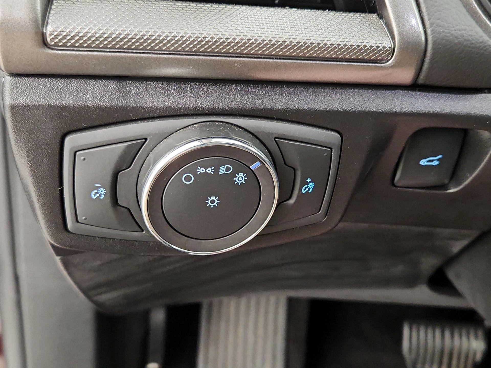 Thumbnail: 2018 Ford Fusion - 13