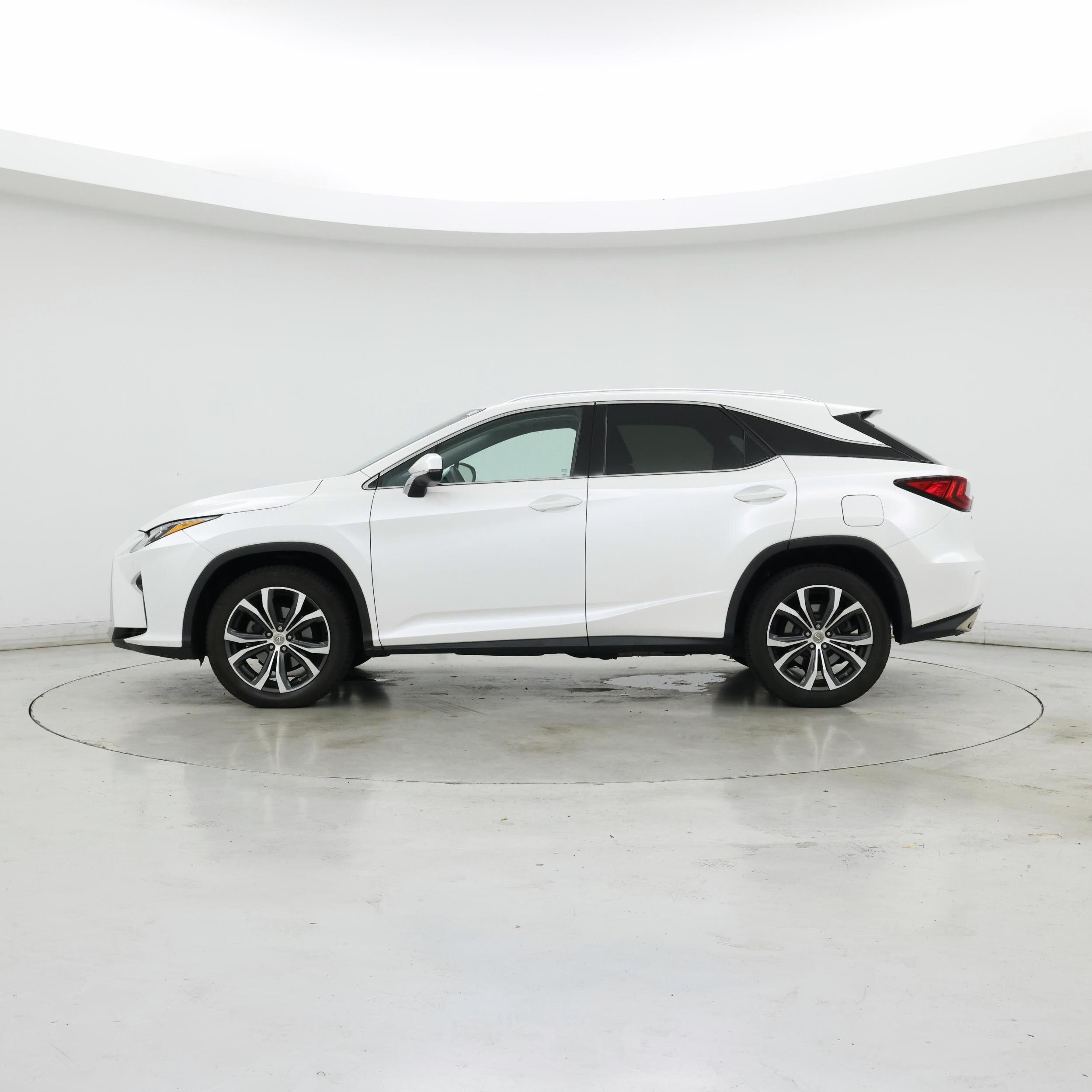 Thumbnail: 2017 Lexus RX - 3