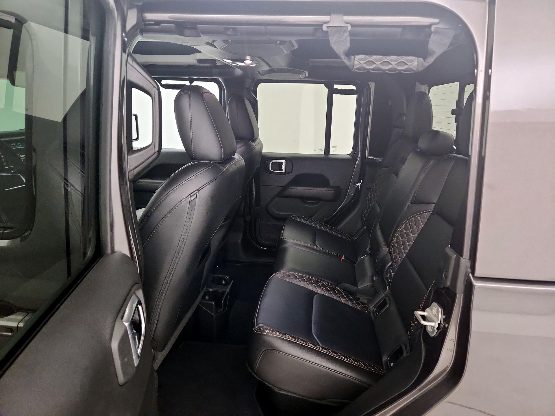 Thumbnail: 2021 Jeep Gladiator - 20