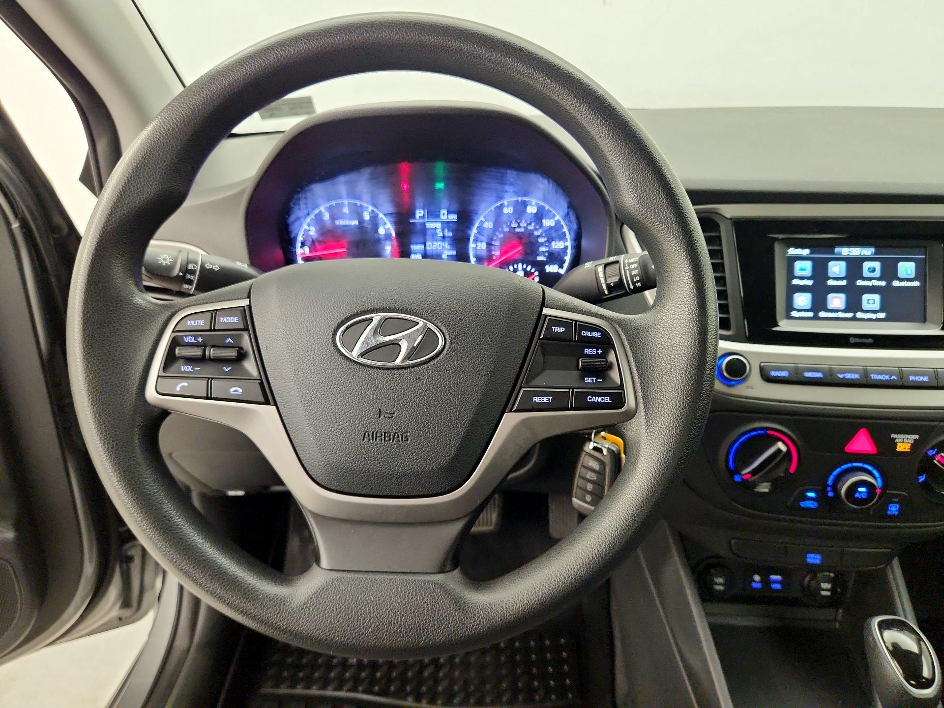 Thumbnail: 2021 Hyundai Accent - 10