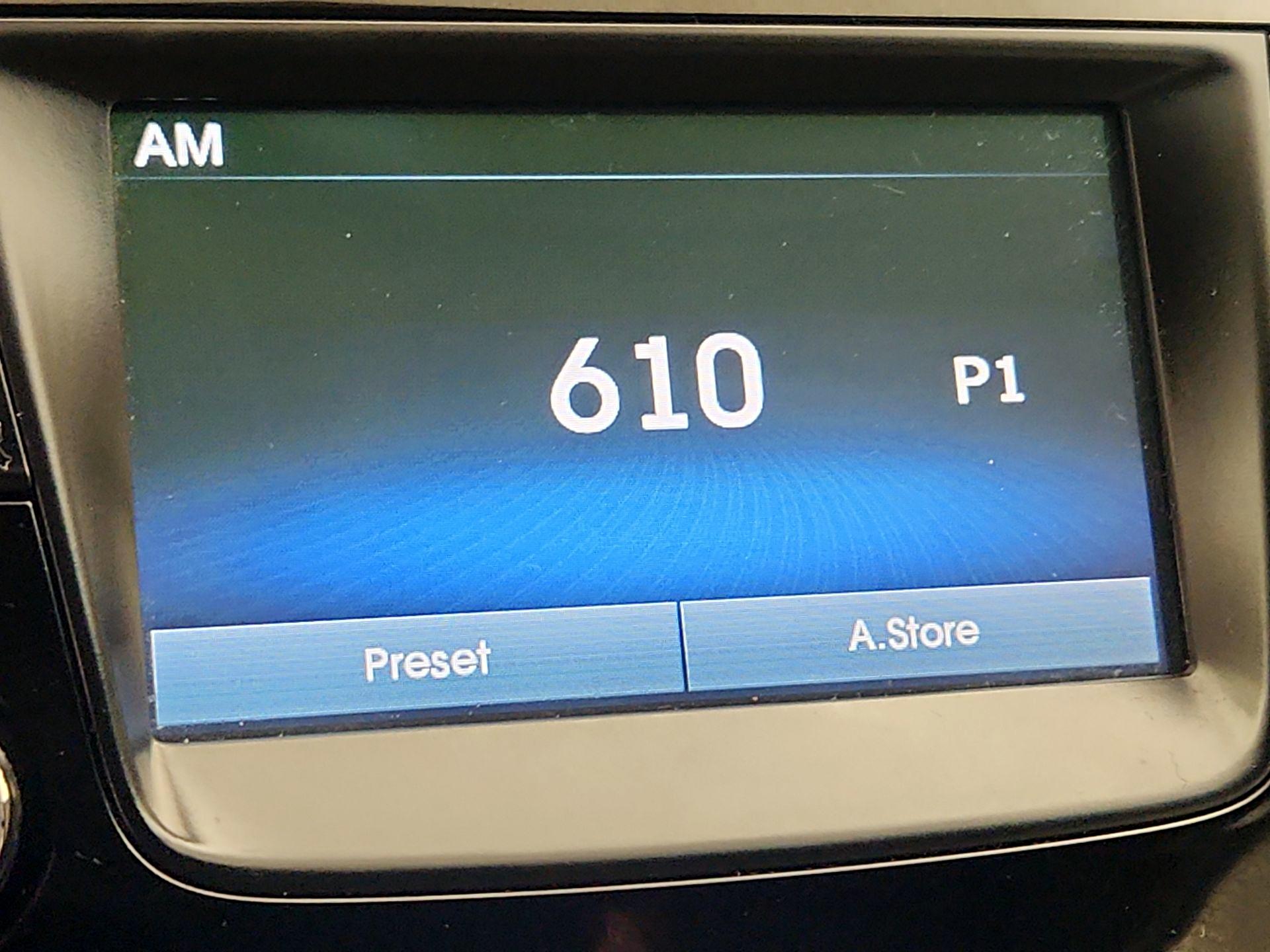 Thumbnail: 2015 Hyundai Elantra - 15