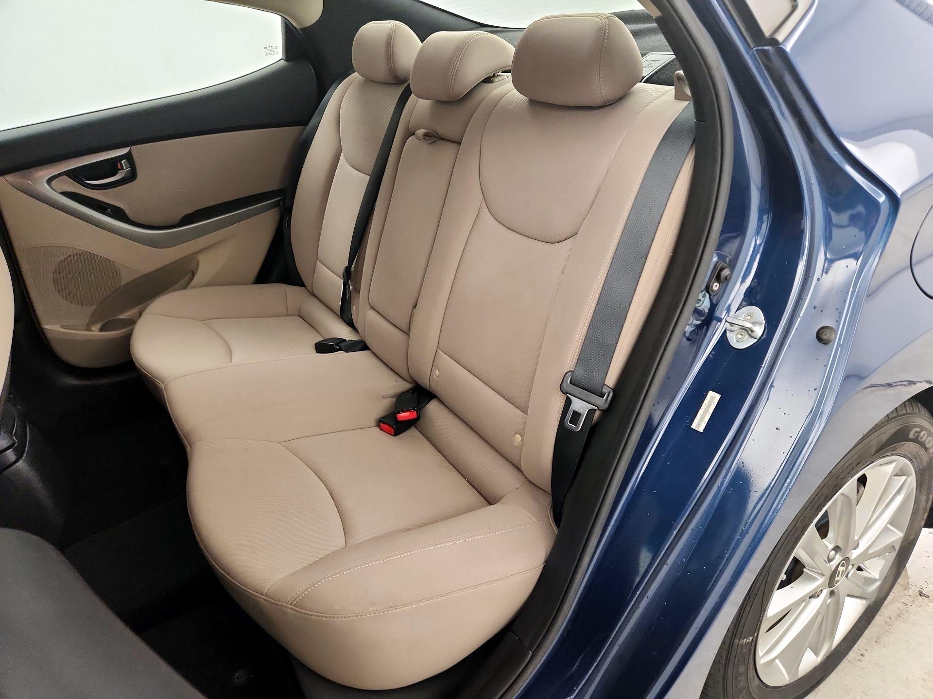 Thumbnail: 2015 Hyundai Elantra - 19