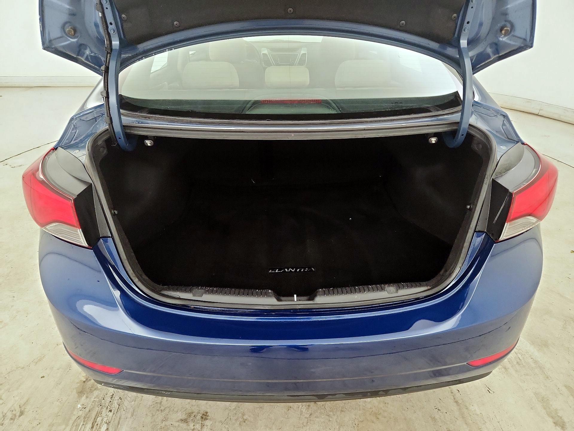 Thumbnail: 2015 Hyundai Elantra - 20