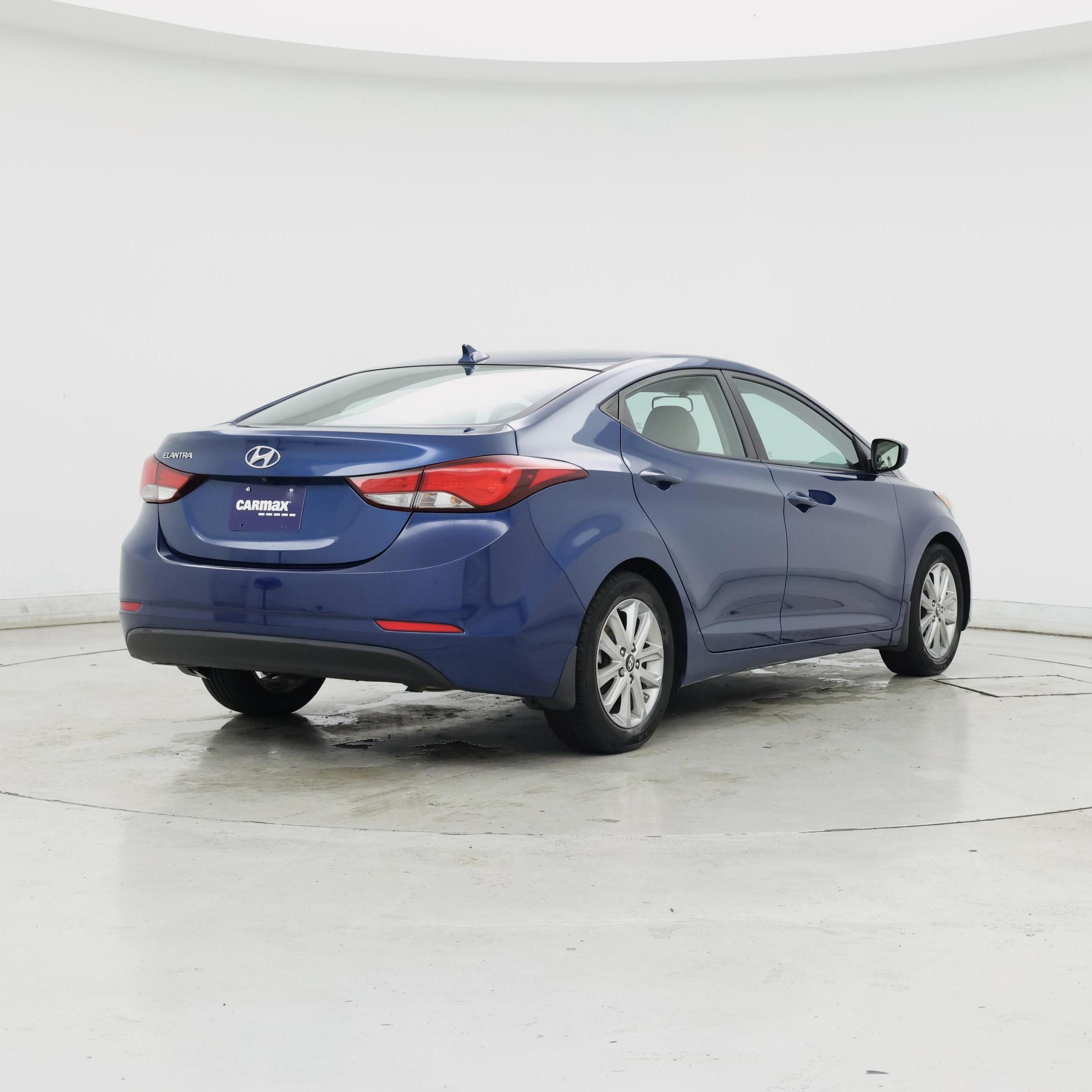 Thumbnail: 2015 Hyundai Elantra - 8
