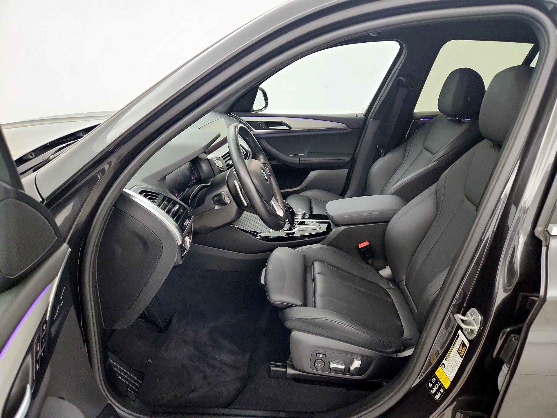 Thumbnail: 2021 BMW X3 - 11