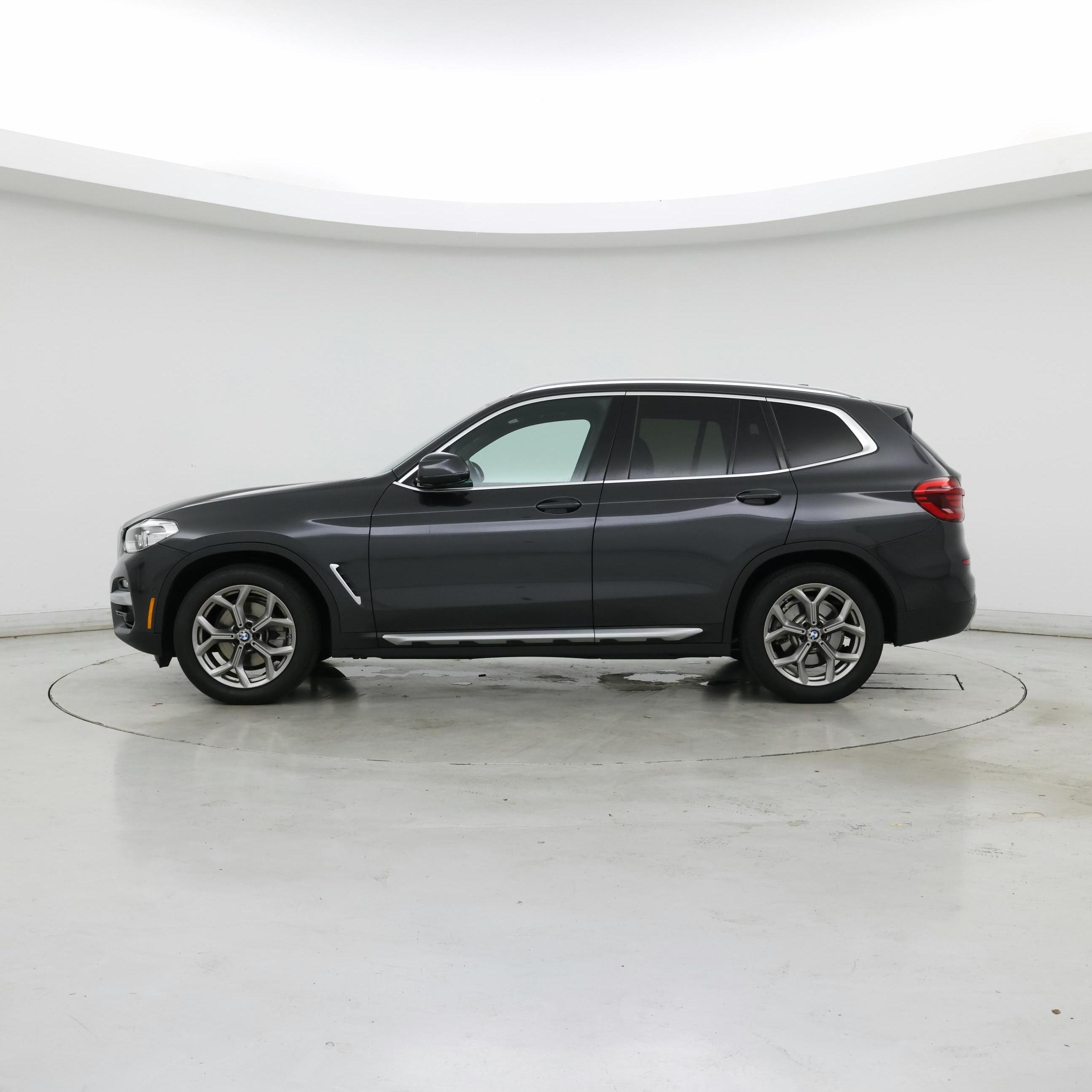 Thumbnail: 2021 BMW X3 - 3