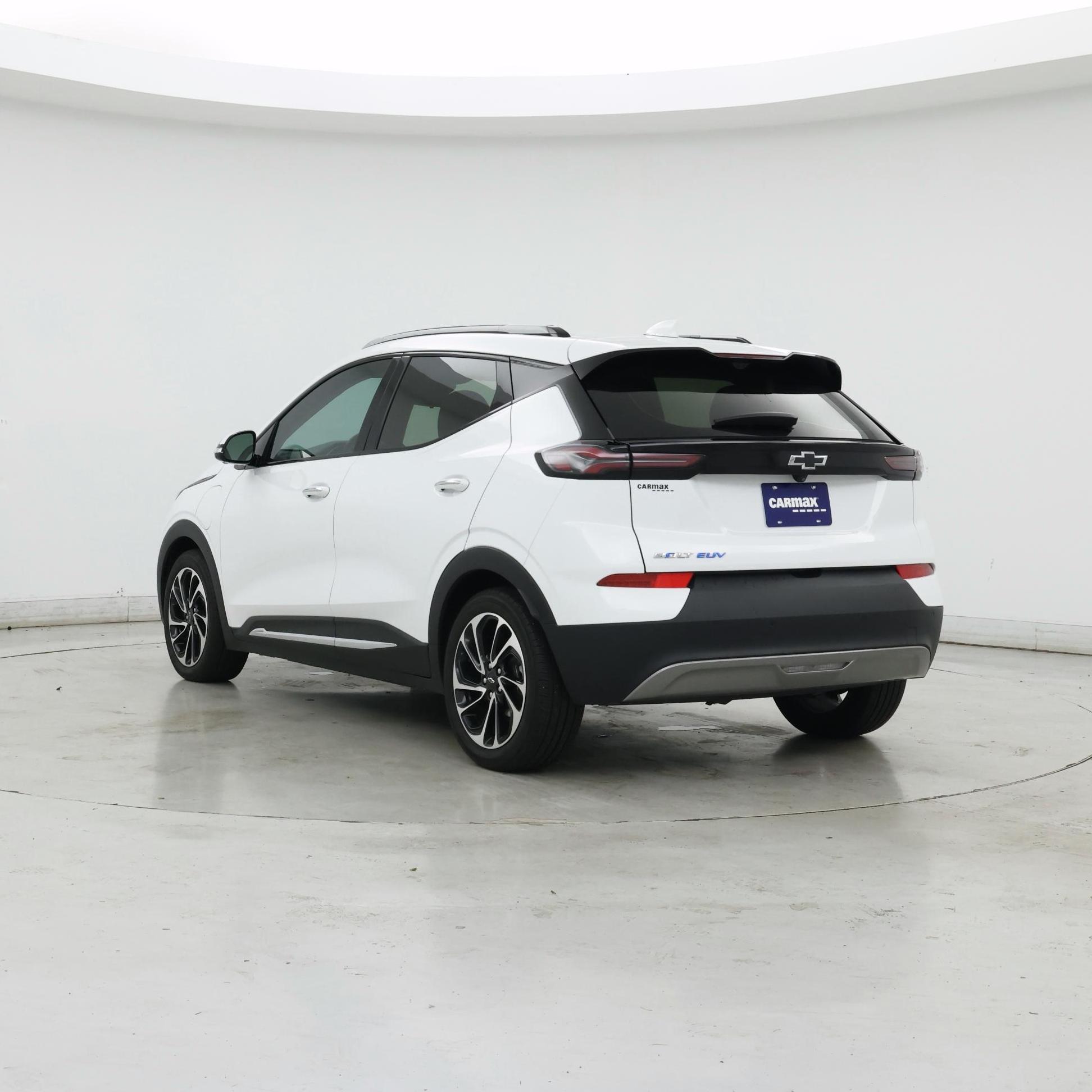 Thumbnail: 2023 Chevrolet Bolt EUV - 2