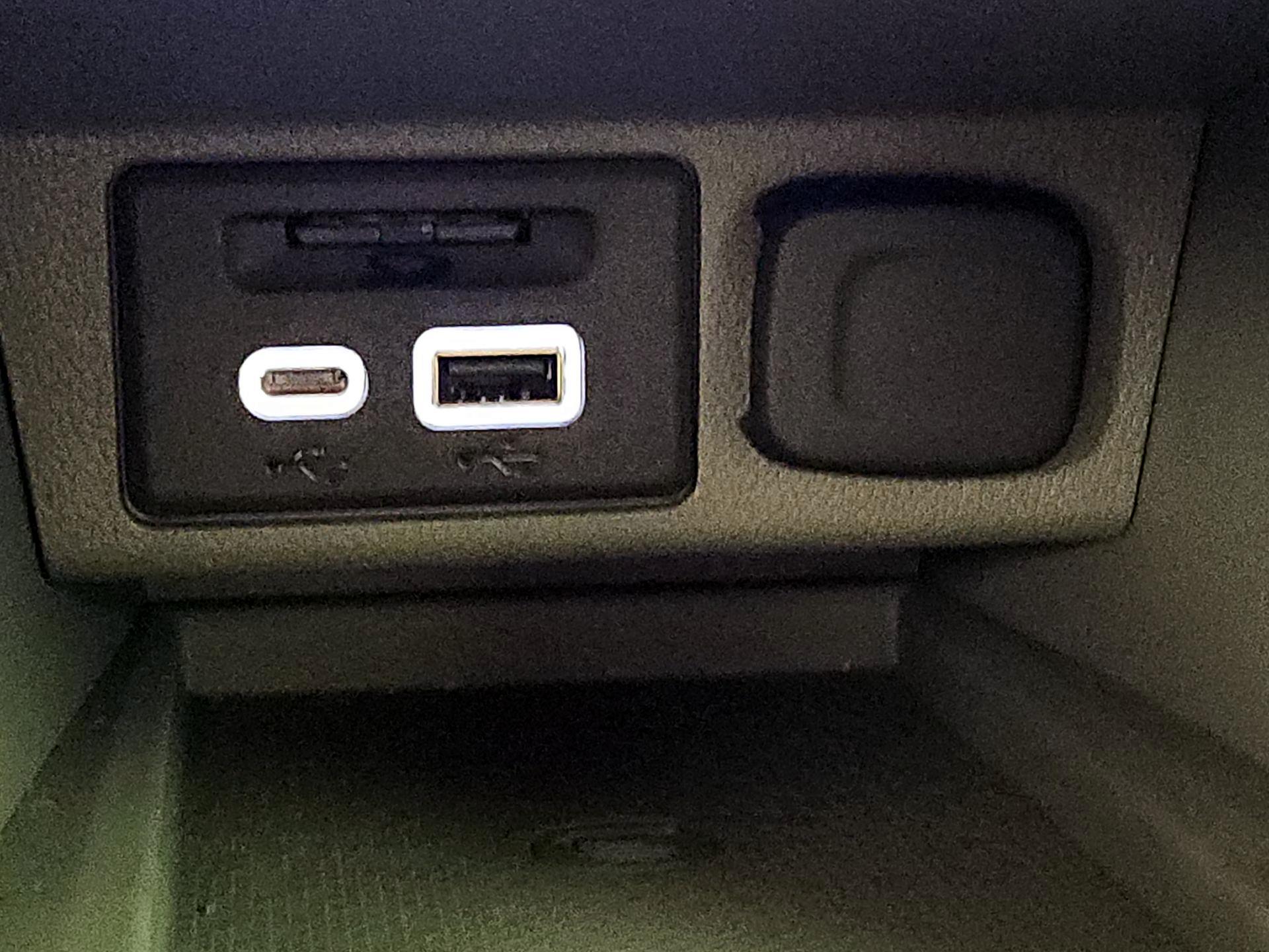 Thumbnail: 2023 Chevrolet Bolt EUV - 19