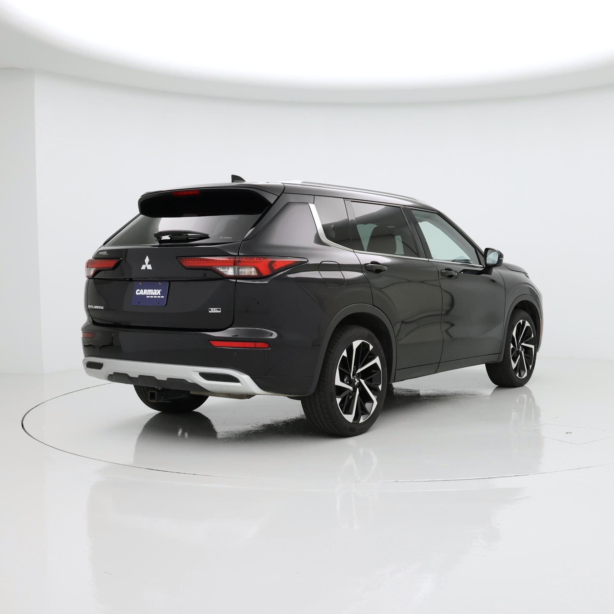 Thumbnail: 2022 Mitsubishi Outlander - 8