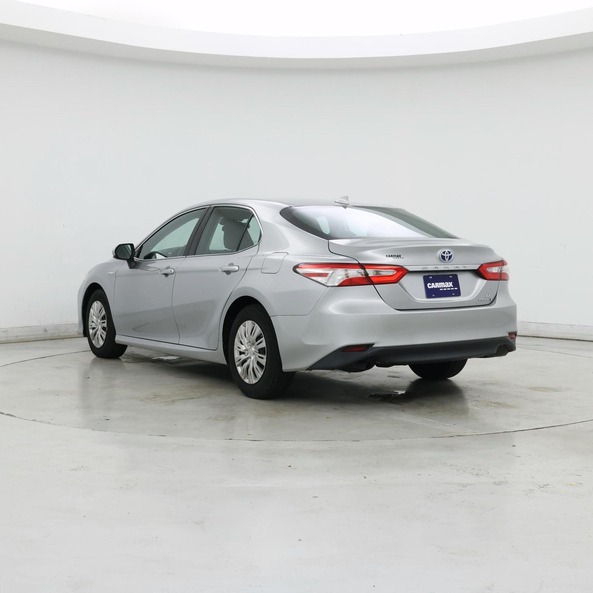 Thumbnail: 2019 Toyota Camry - 2