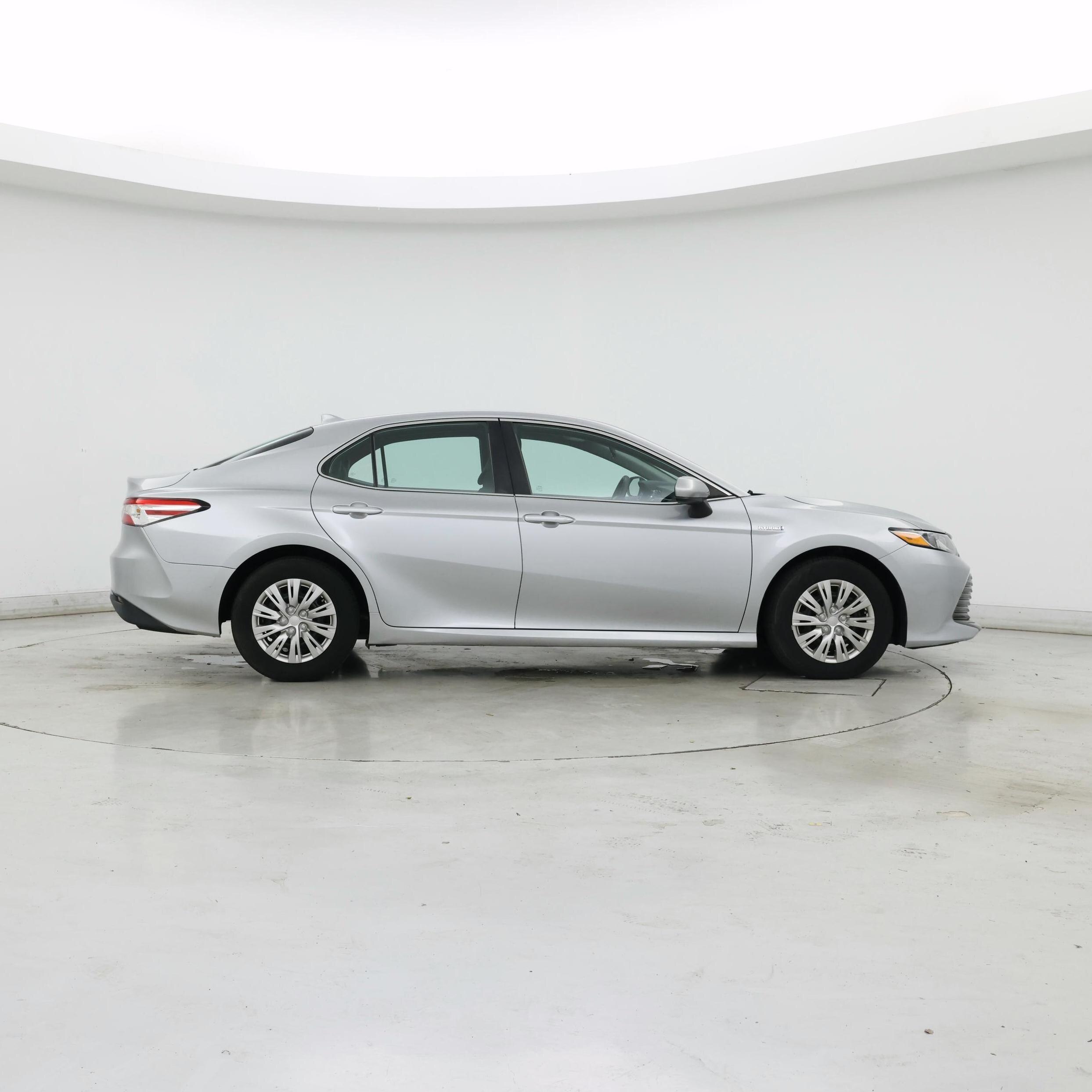 Thumbnail: 2019 Toyota Camry - 7