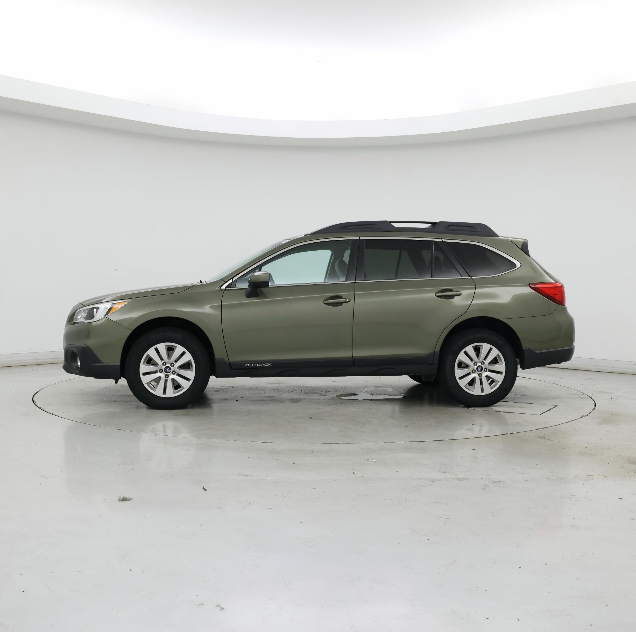 Thumbnail: 2017 Subaru Outback - 3