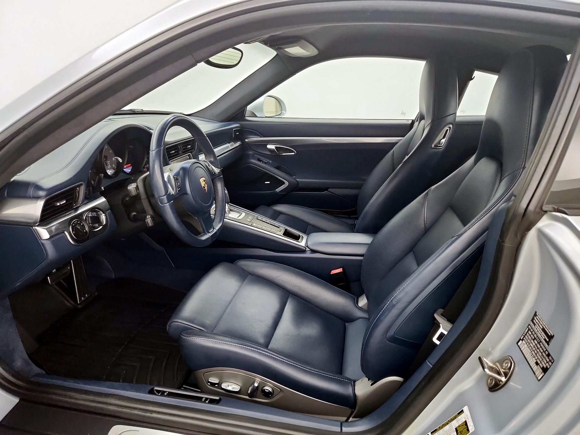 Thumbnail: 2014 Porsche 911 - 11