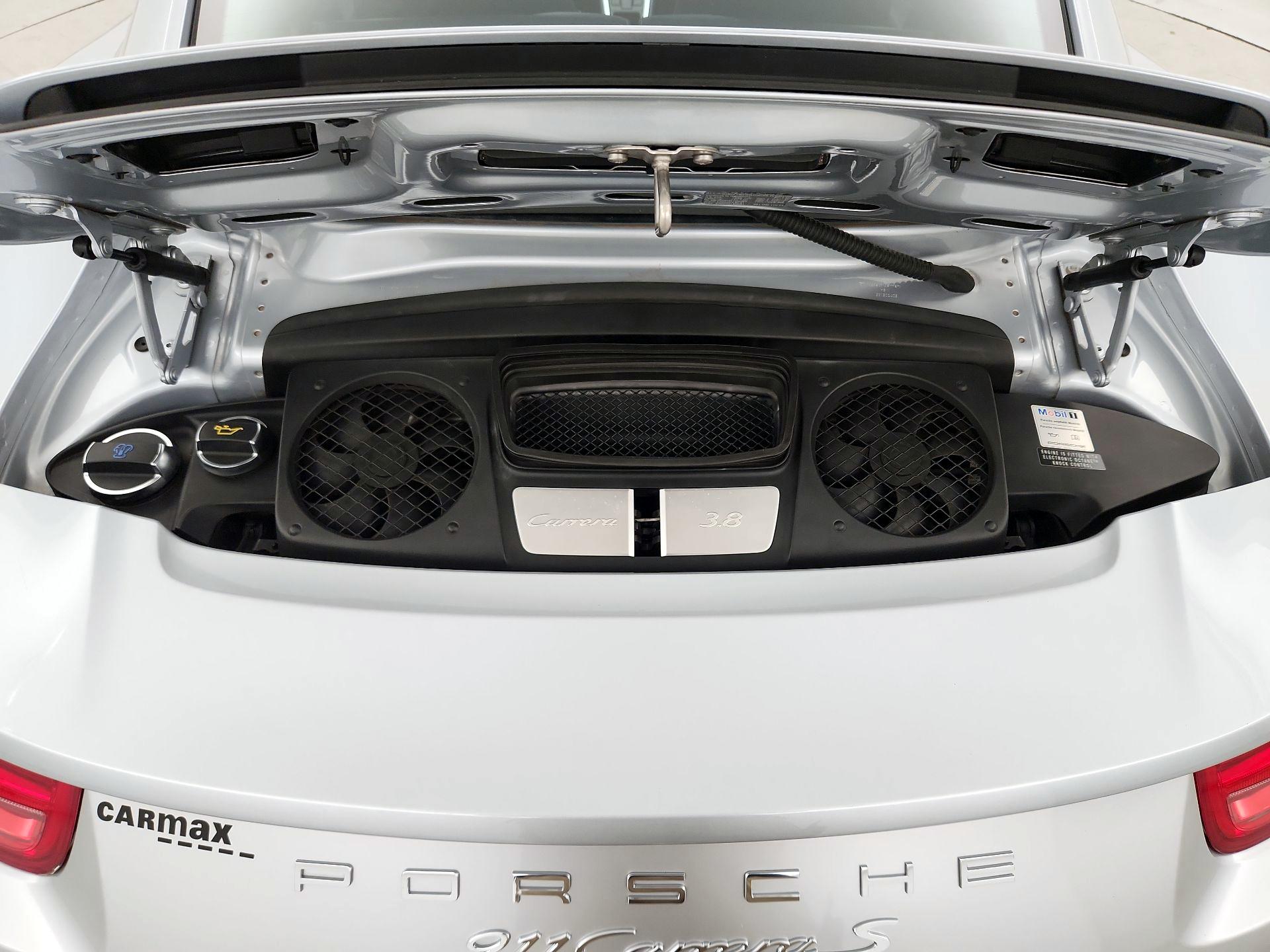 Thumbnail: 2014 Porsche 911 - 19