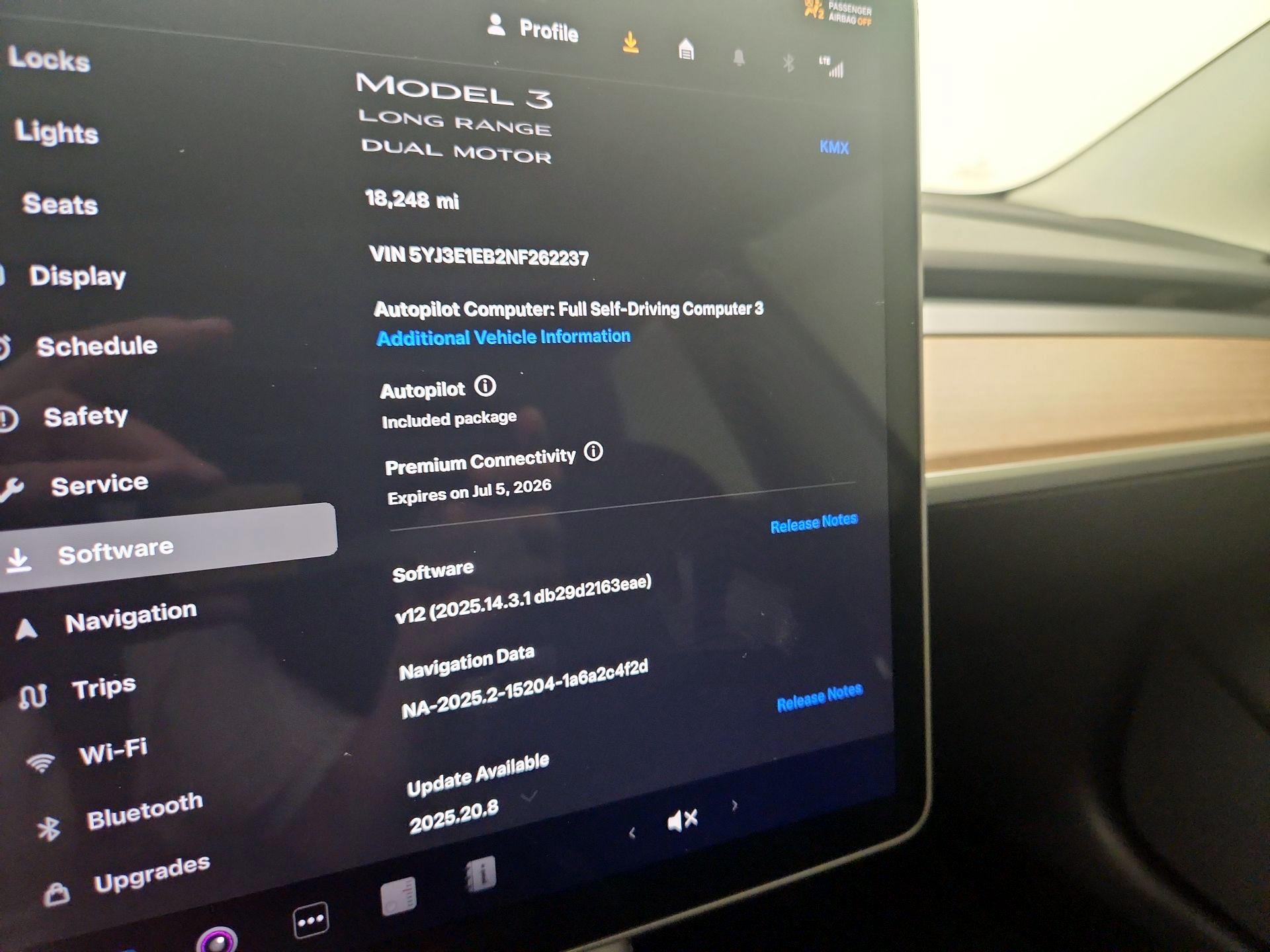 Thumbnail: 2022 Tesla Model 3 - 13