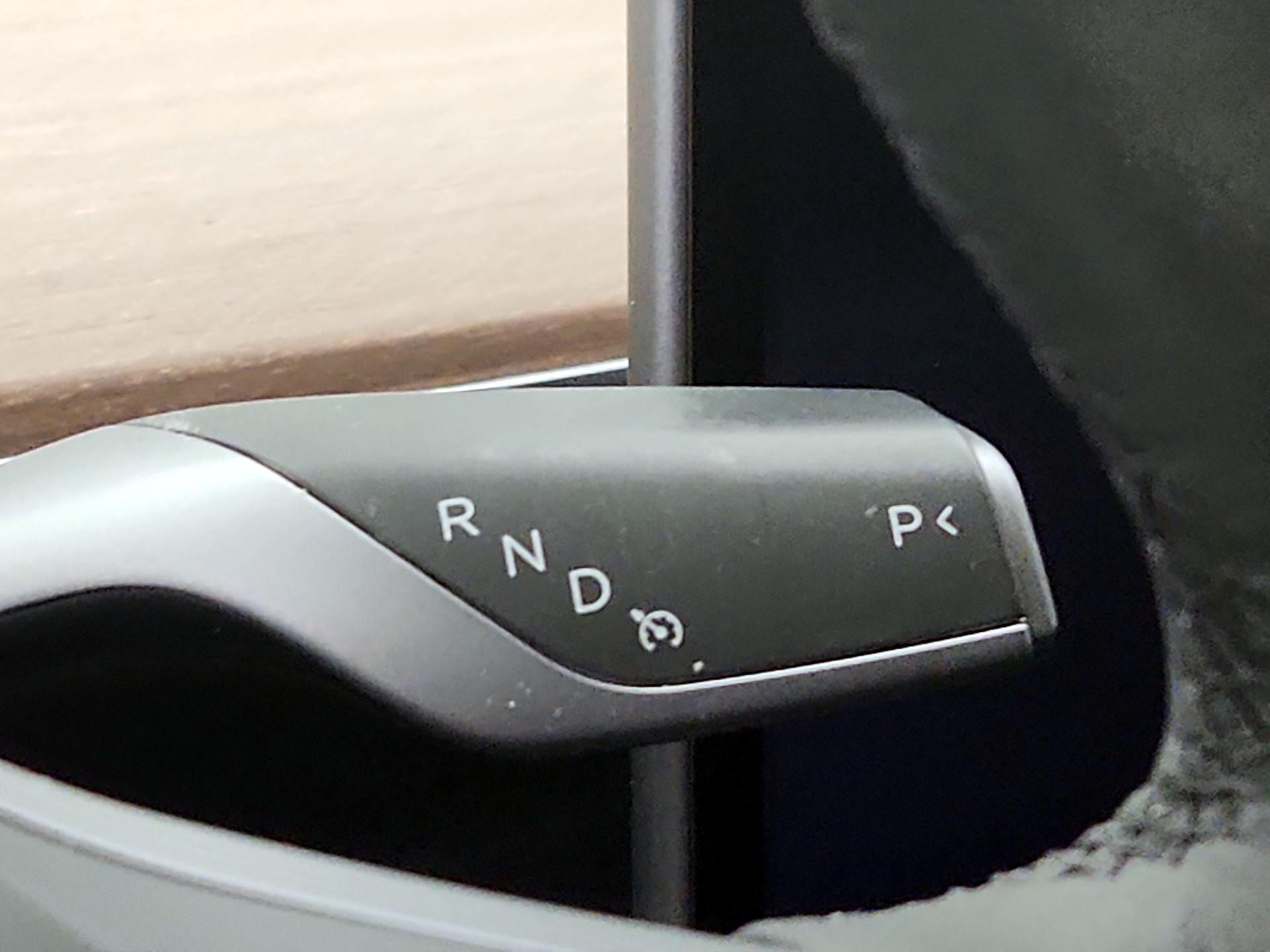 Thumbnail: 2022 Tesla Model 3 - 17