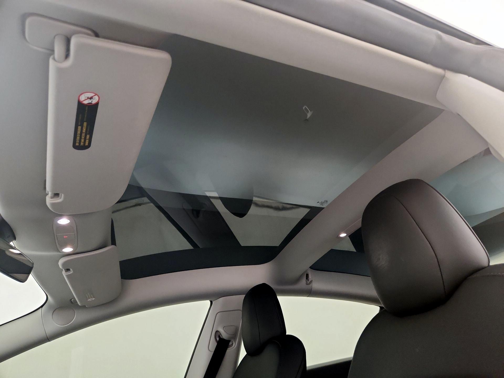 Thumbnail: 2022 Tesla Model 3 - 19