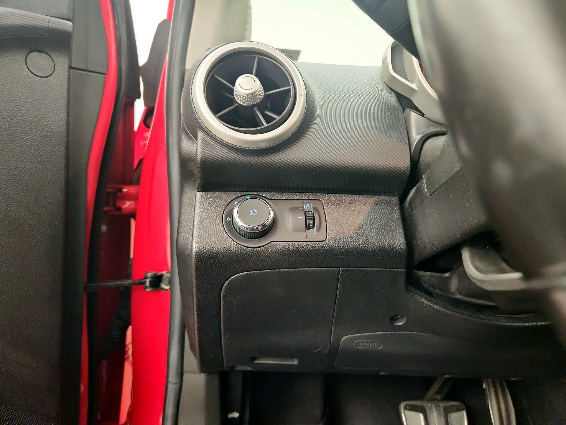 Thumbnail: 2014 Chevrolet Sonic - 13