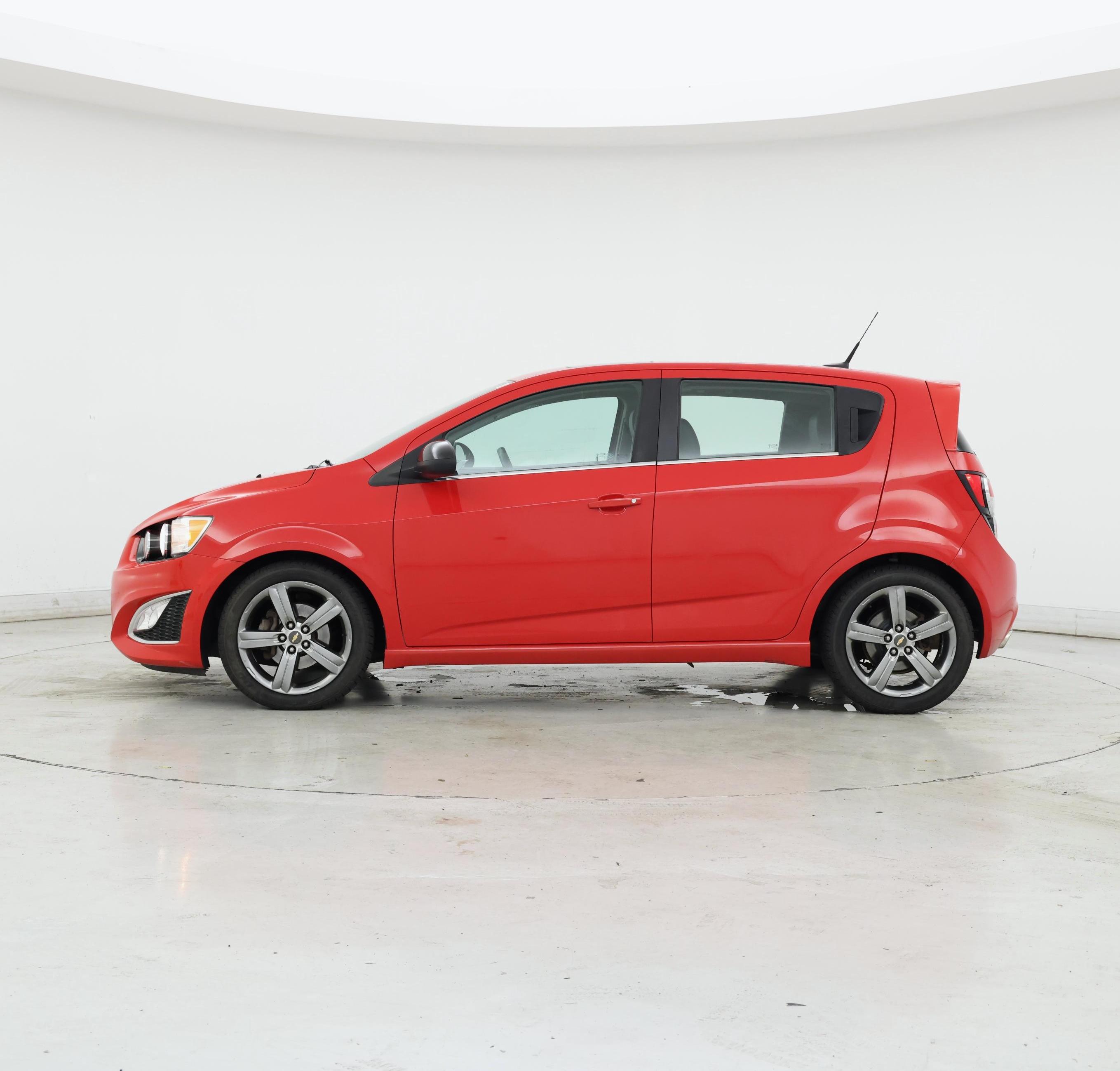 Thumbnail: 2014 Chevrolet Sonic - 3