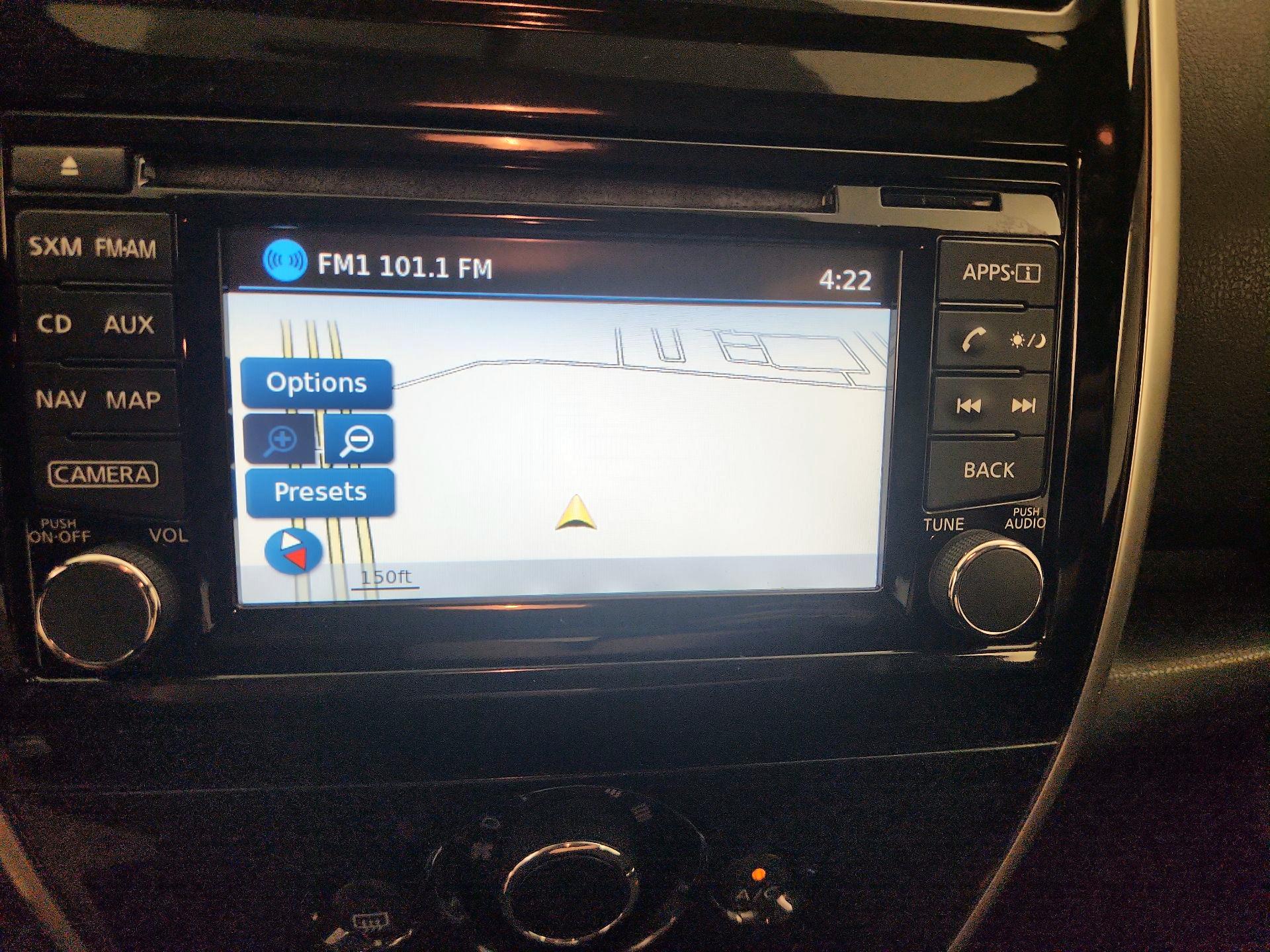 Thumbnail: 2015 Nissan Versa Note - 14