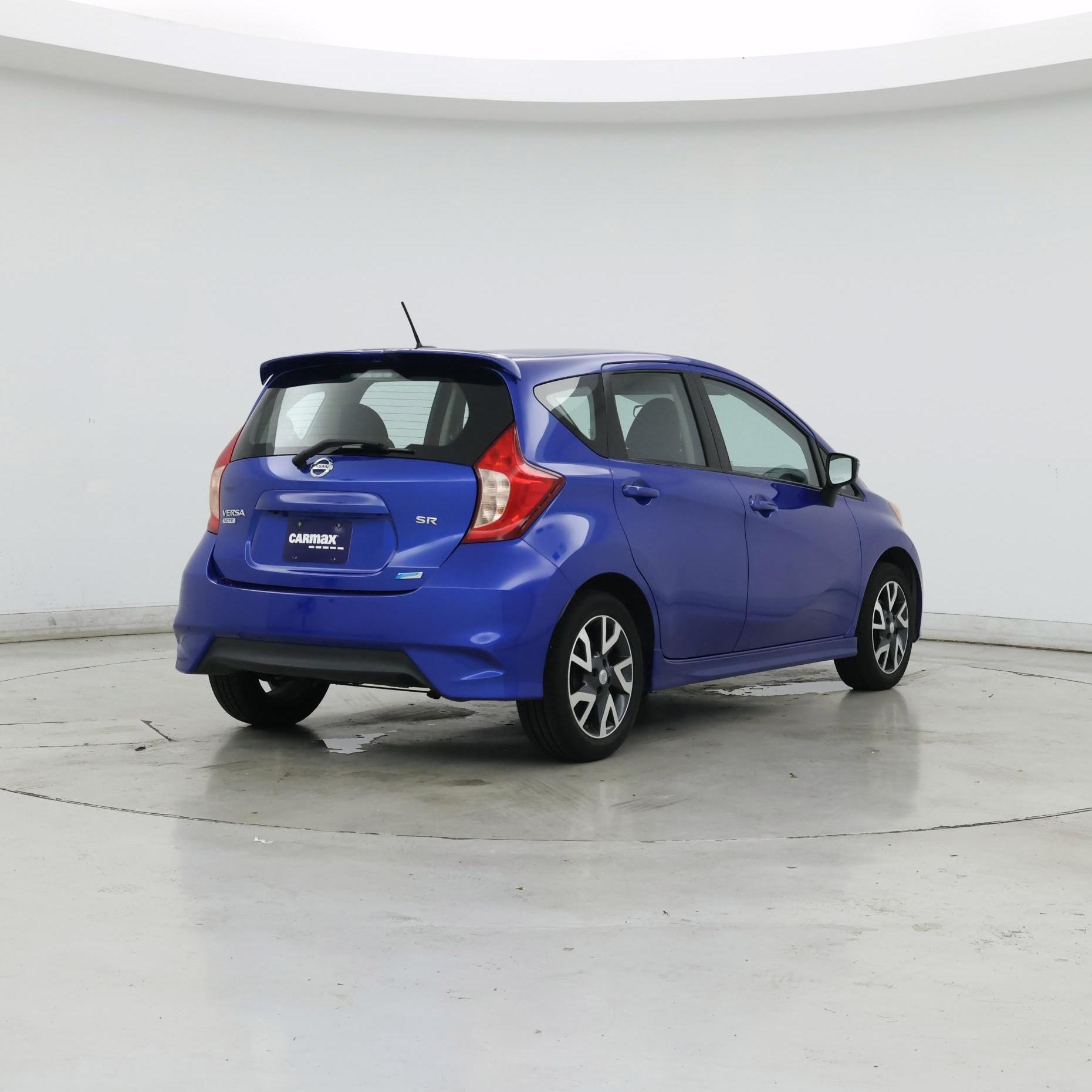 Thumbnail: 2015 Nissan Versa Note - 8