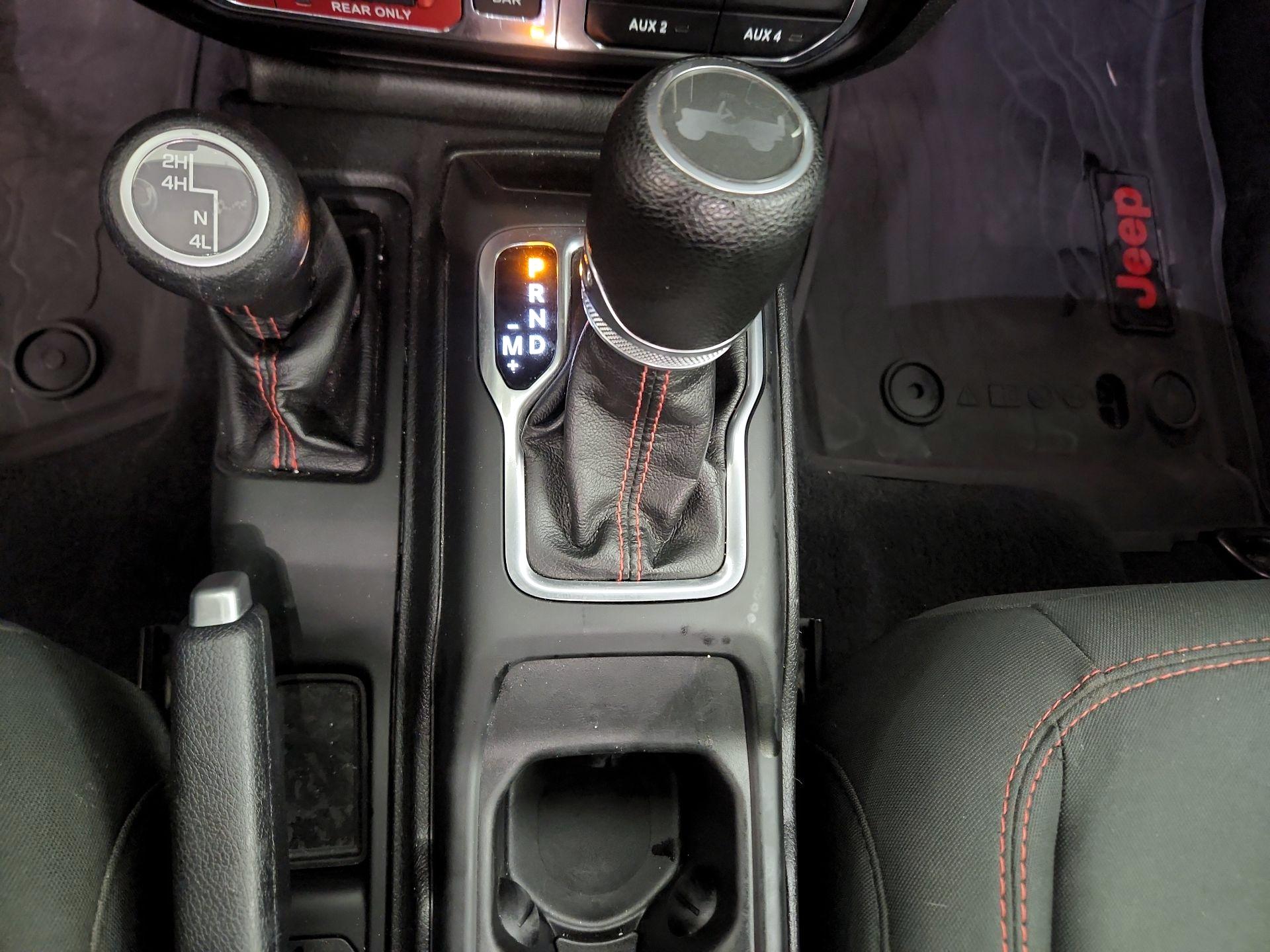 Thumbnail: 2020 Jeep Wrangler - 17