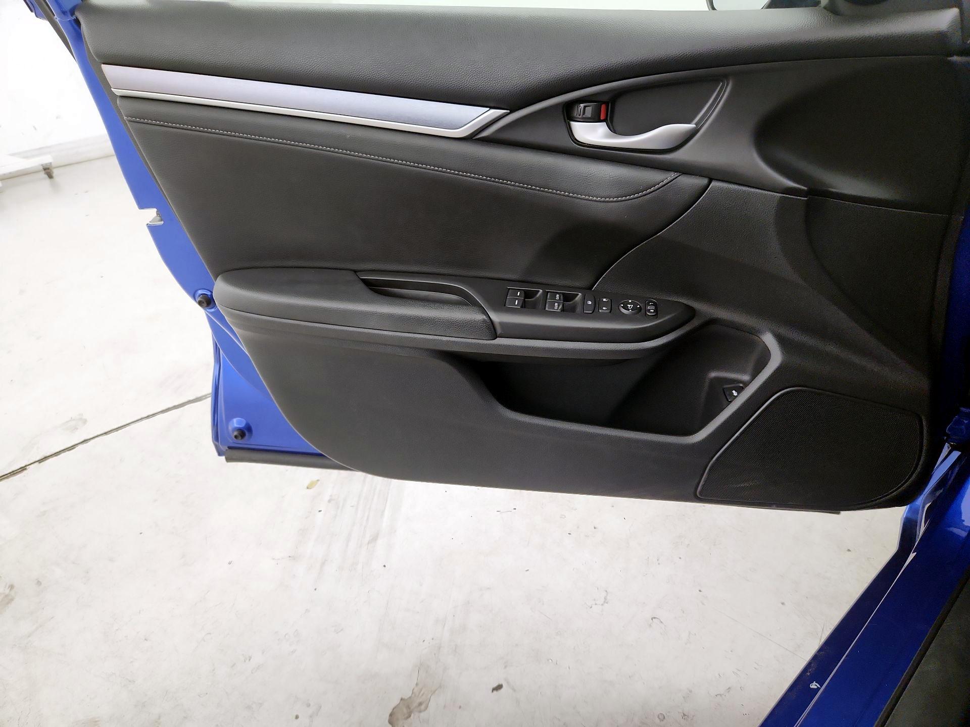 Thumbnail: 2018 Honda Civic - 12