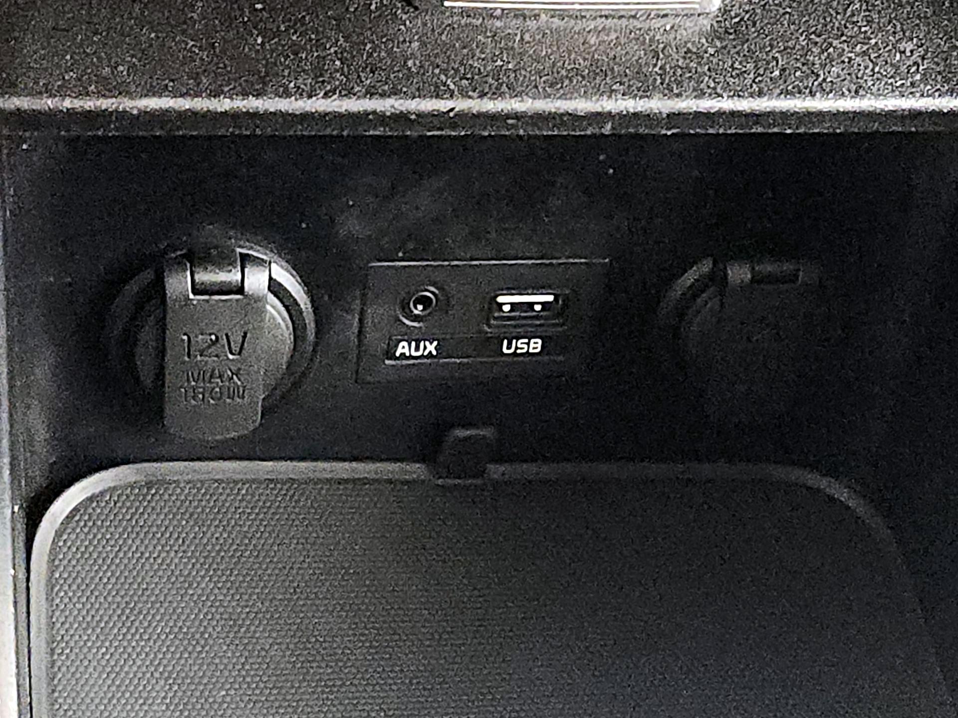 Thumbnail: 2016 Kia Forte - 19