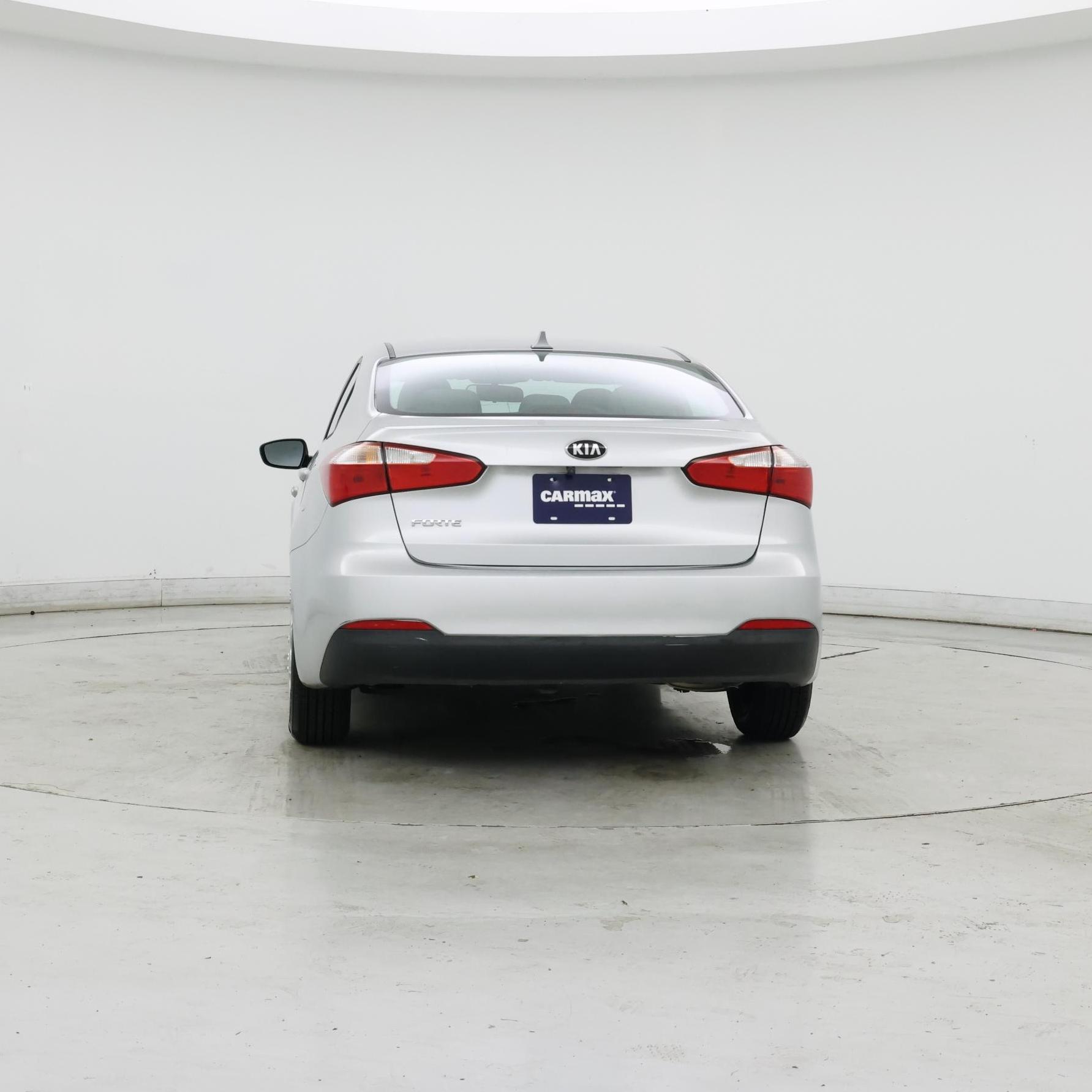 Thumbnail: 2016 Kia Forte - 6