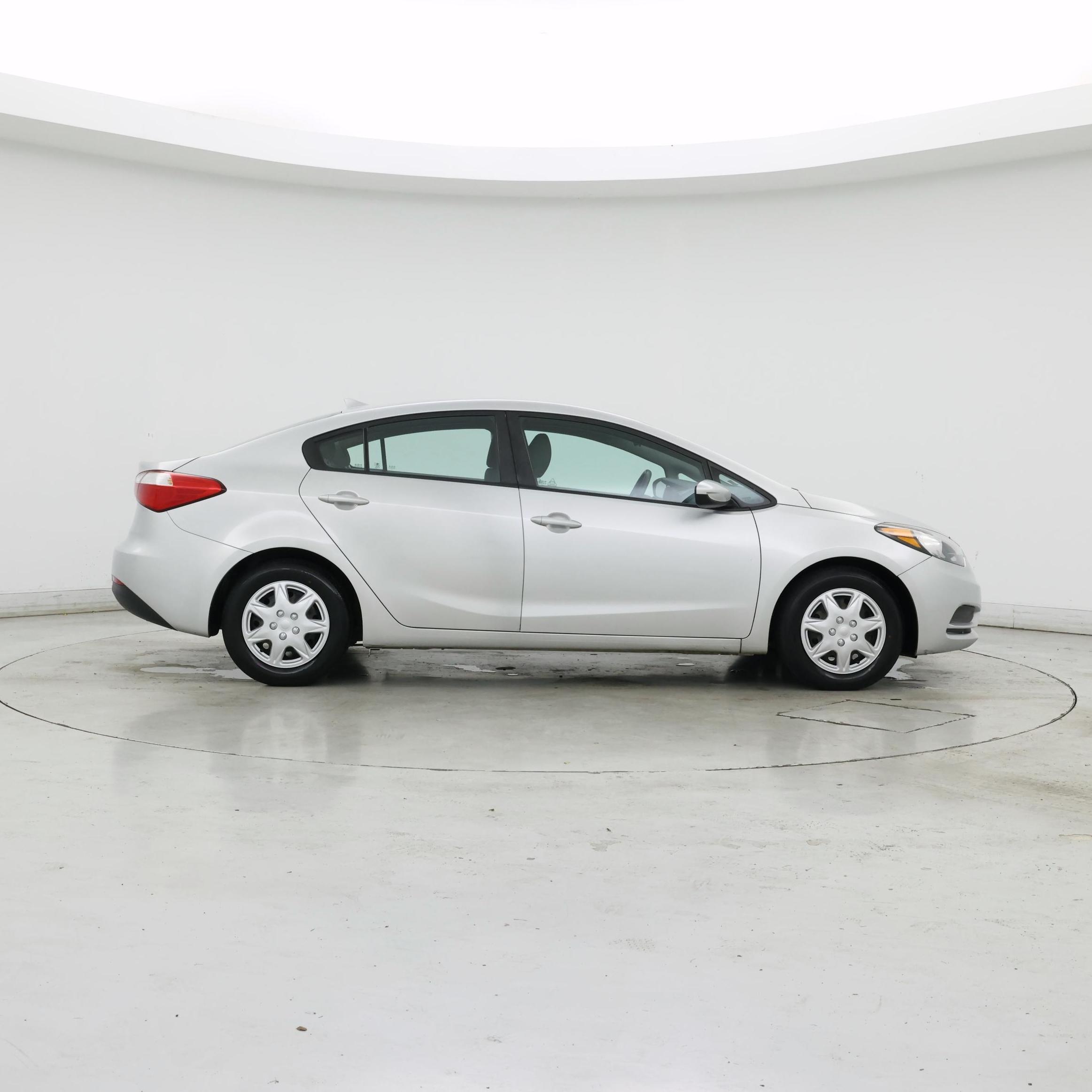 Thumbnail: 2016 Kia Forte - 7