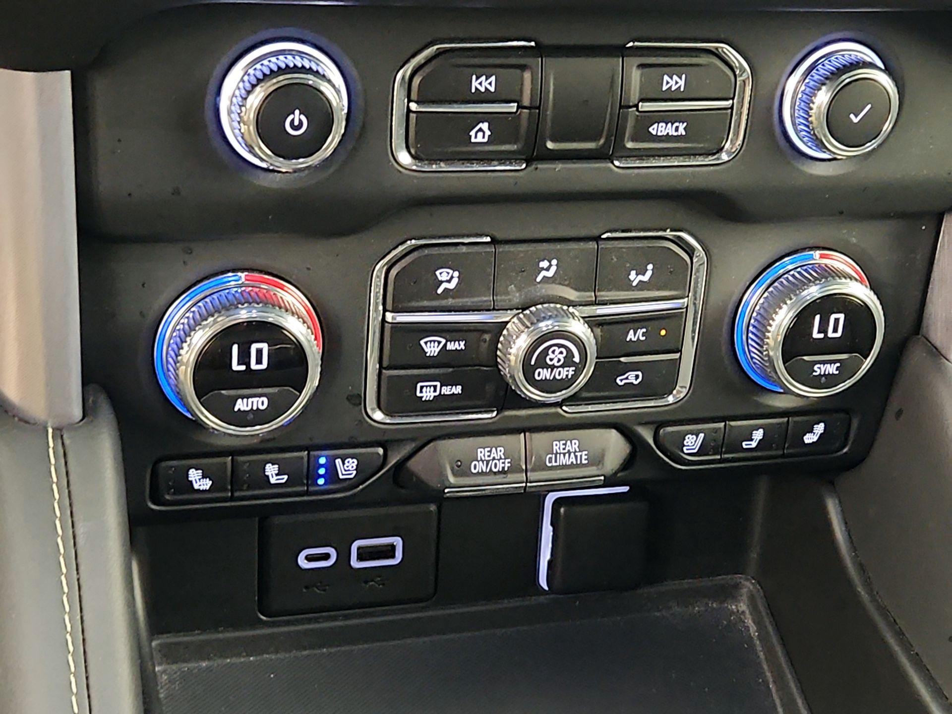 Thumbnail: 2022 GMC Yukon - 17